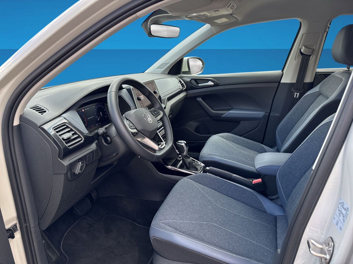 Fahrzeugabbildung Volkswagen T-Cross 1.5 TSI Style Rear View IQ.DRIVE Clima