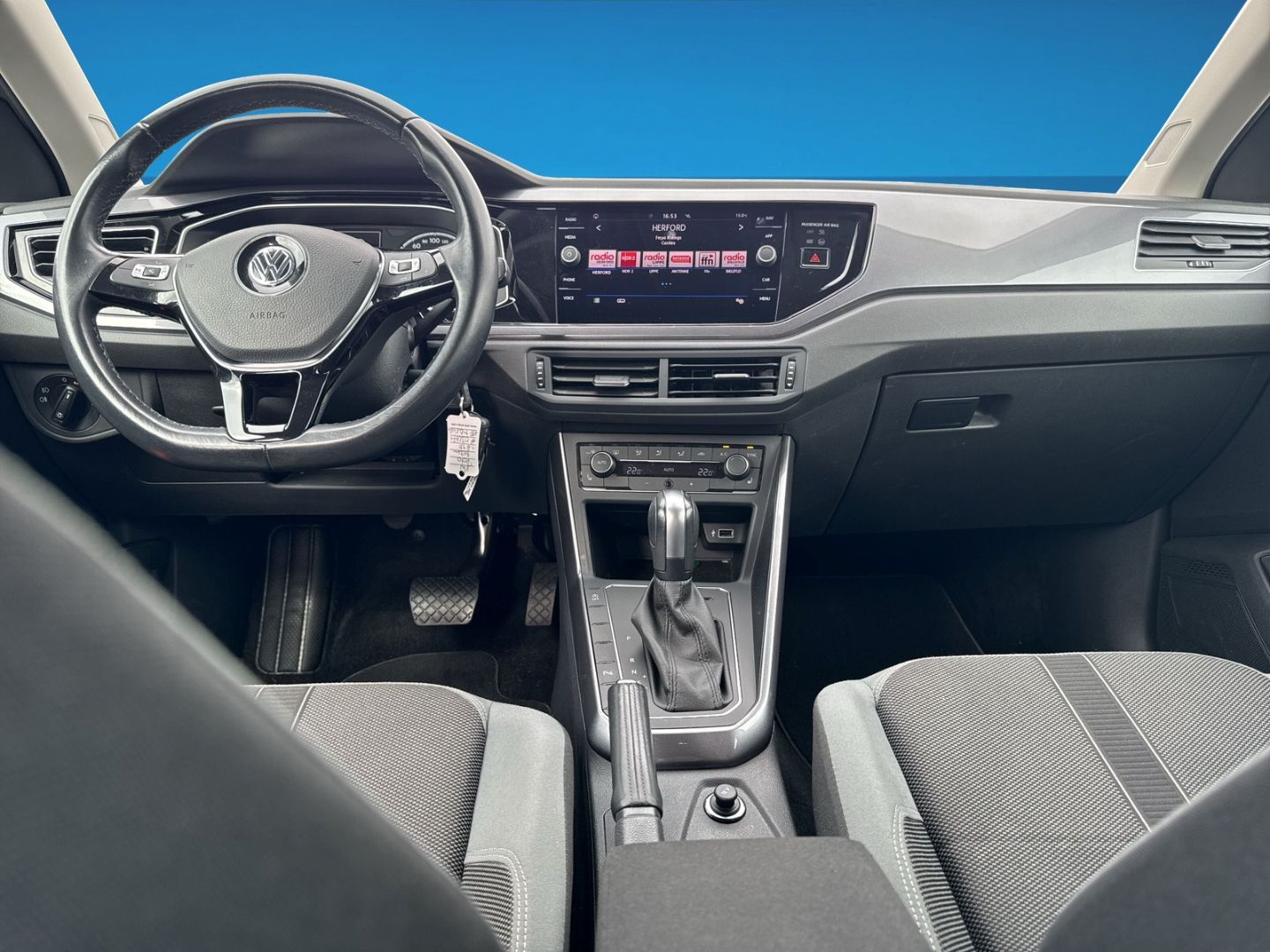 Fahrzeugabbildung Volkswagen Polo 1.0 TSI Highline Climatronic