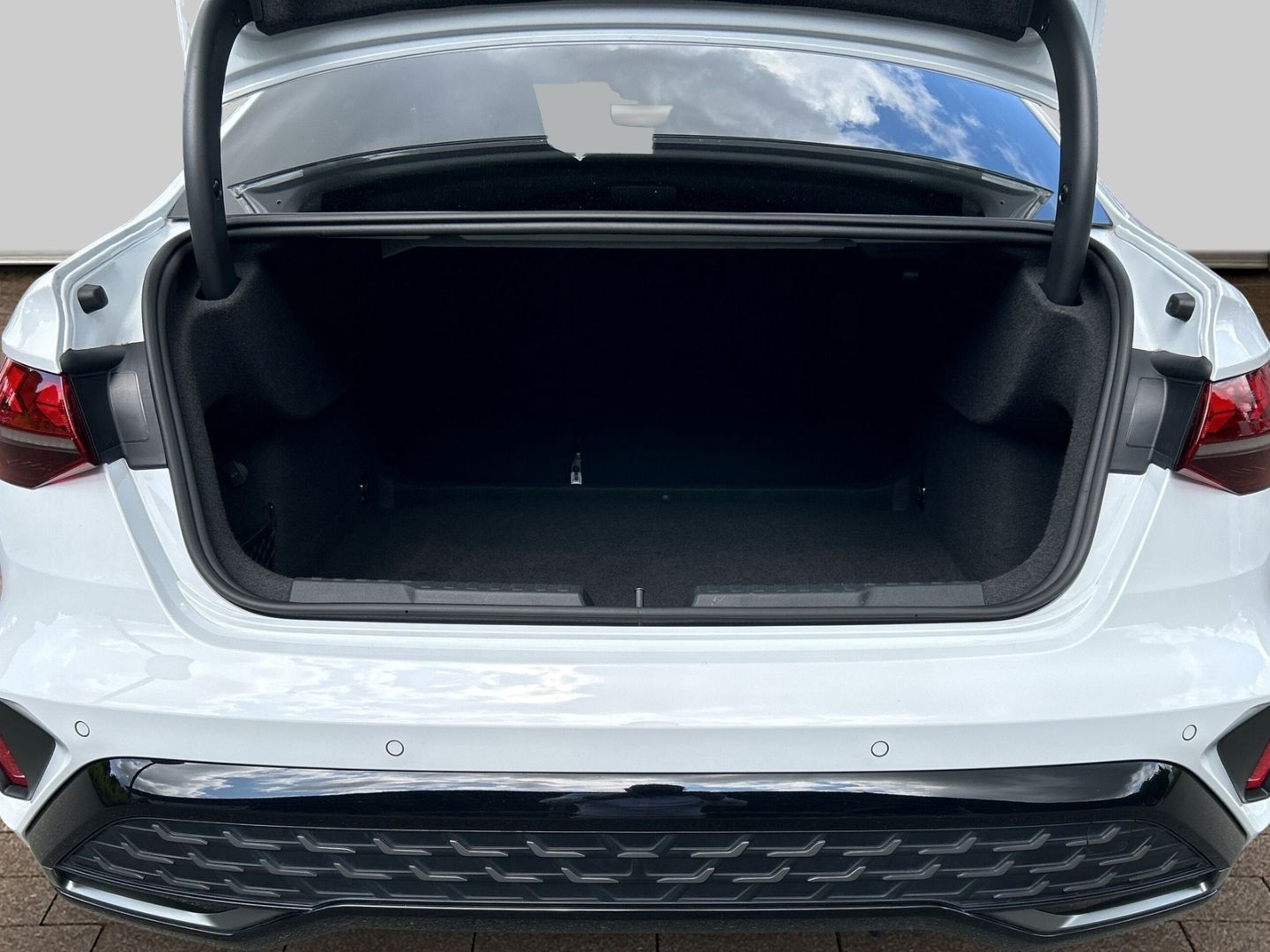 Fahrzeugabbildung Audi A3 S-Line 30 TFSI LED+ KAMERA+NAVI+SONOS