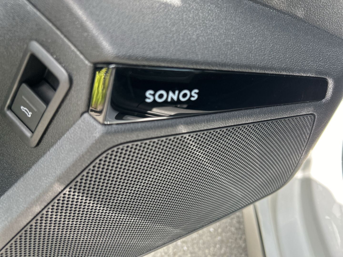 Fahrzeugabbildung Audi A3 Limousine S Line 30 TFSI LED+ KAMERA+NAVI+SON