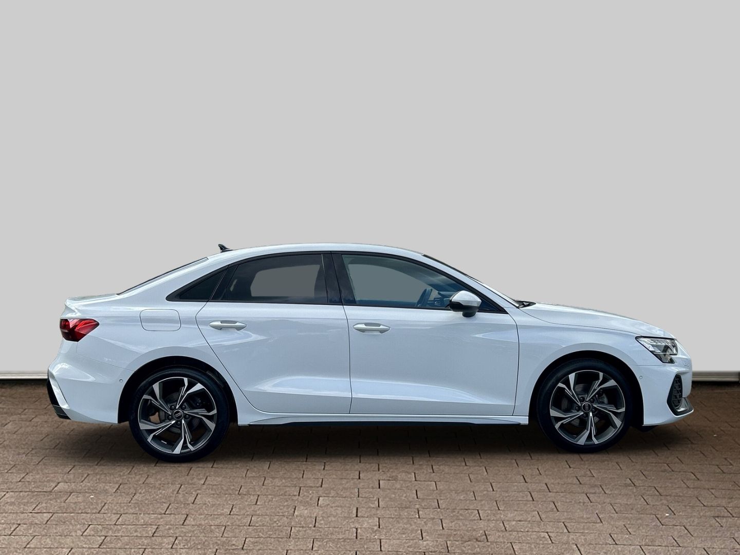 Fahrzeugabbildung Audi A3 S-Line 30 TFSI LED+ KAMERA+NAVI+SONOS
