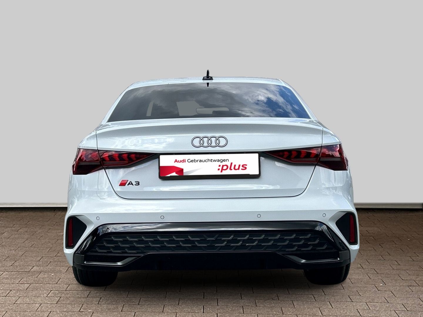 Fahrzeugabbildung Audi A3 S-Line 30 TFSI LED+ KAMERA+NAVI+SONOS