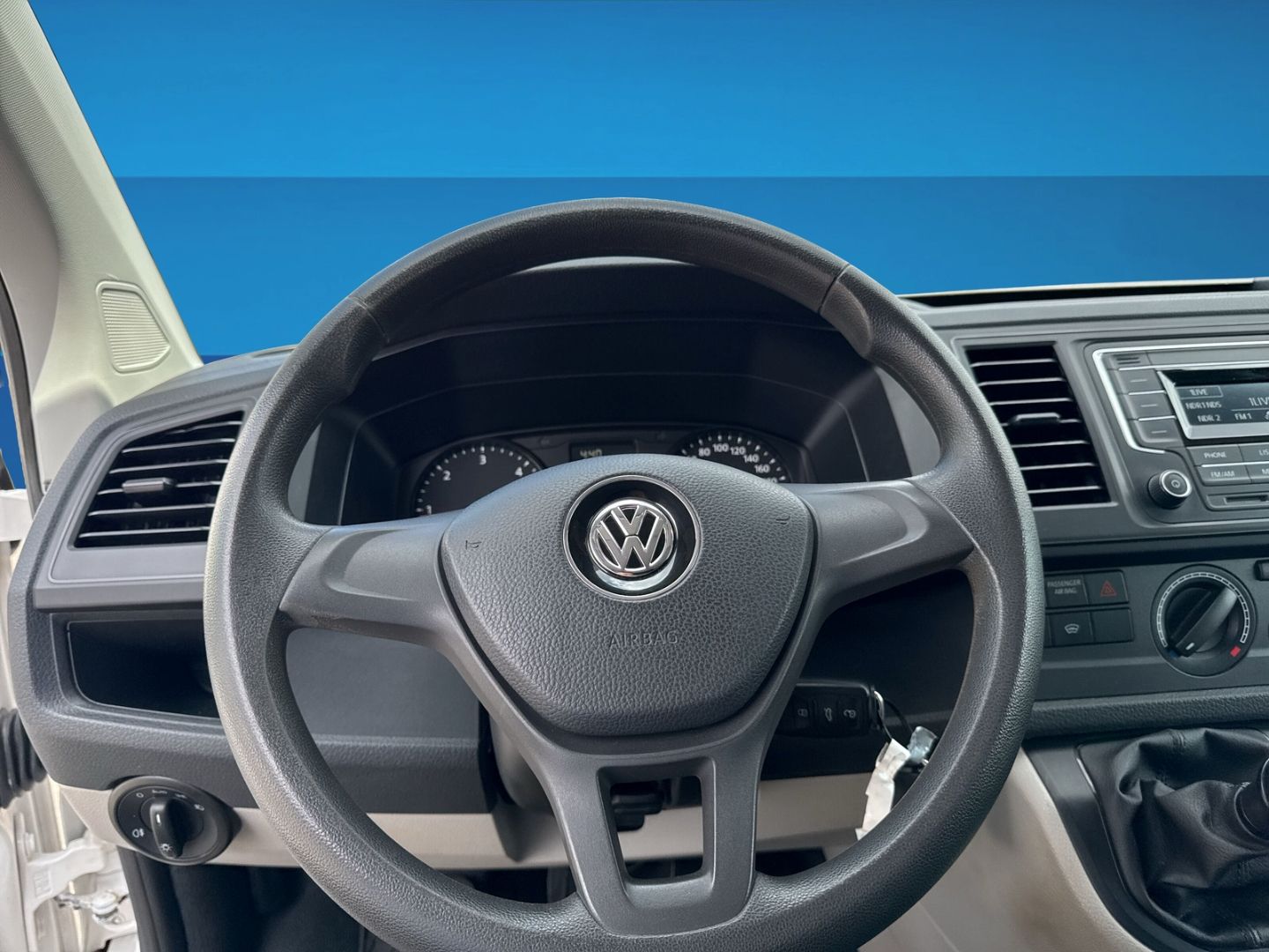 Fahrzeugabbildung Volkswagen T6 Kasten 2.0 TDI EcoProfi PDC