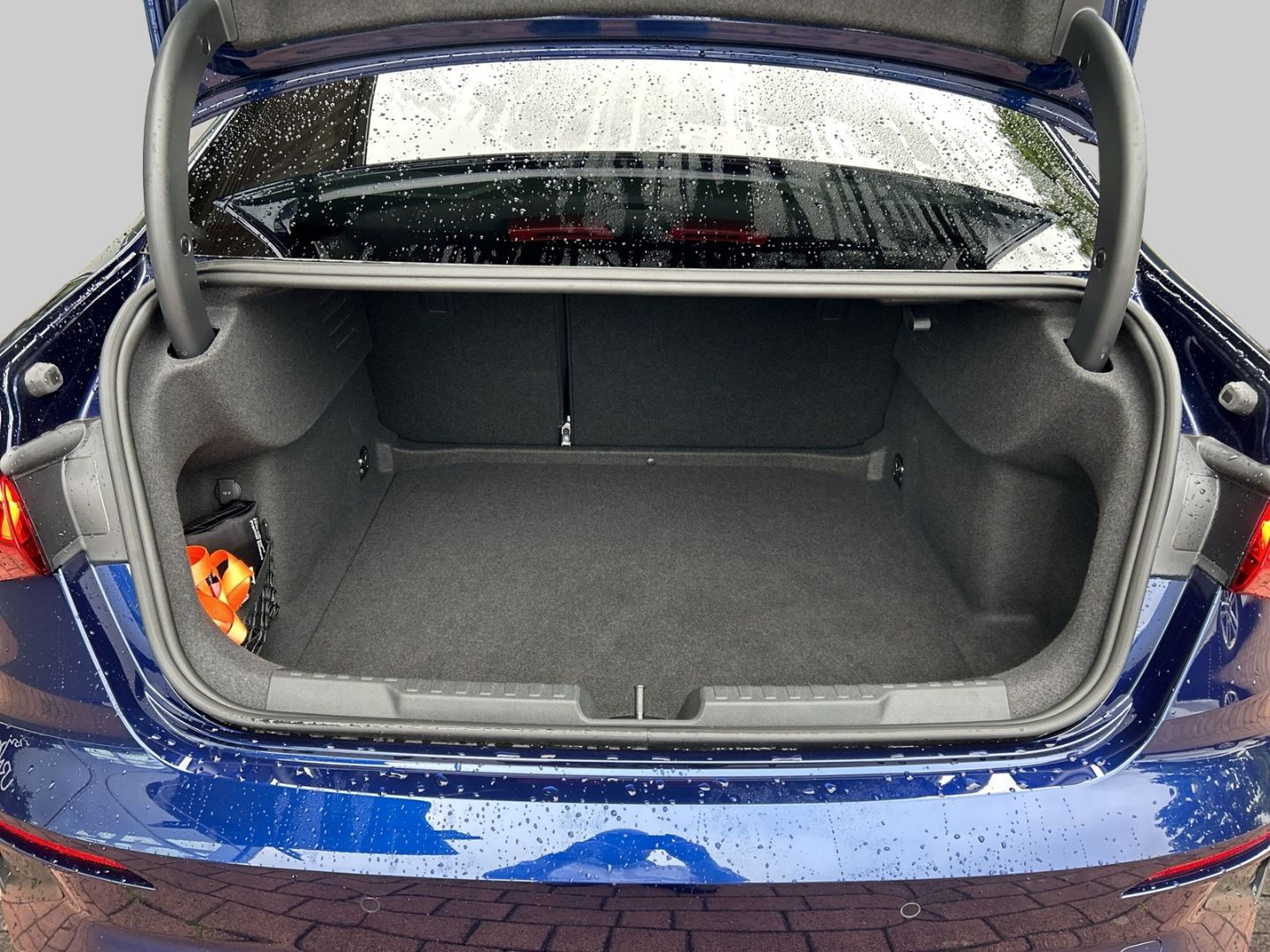 Fahrzeugabbildung Audi S3 Limousine 2.0 TFSI quattro NAVI+LEDER+VIRTUAL