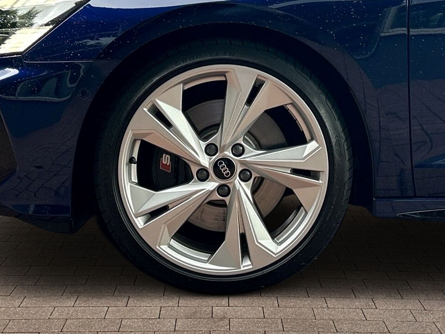 Fahrzeugabbildung Audi S3 Limousine 2.0 TFSI quattro NAVI+LEDER+VIRTUAL
