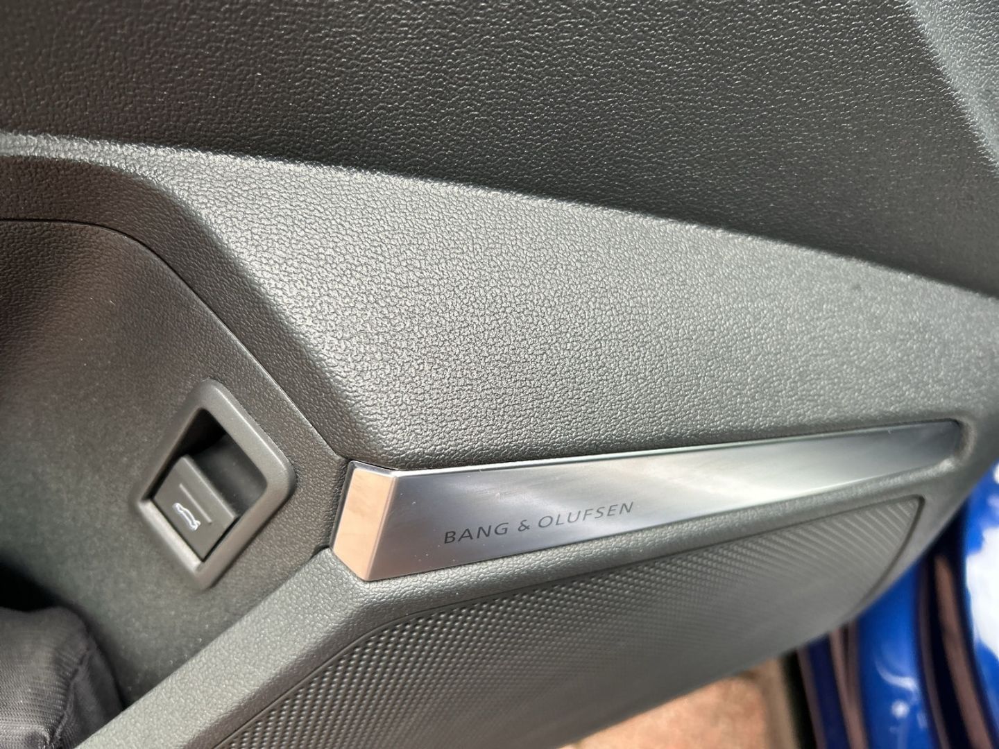 Fahrzeugabbildung Audi S3 Limousine 2.0 TFSI quattro NAVI+LEDER+VIRTUAL