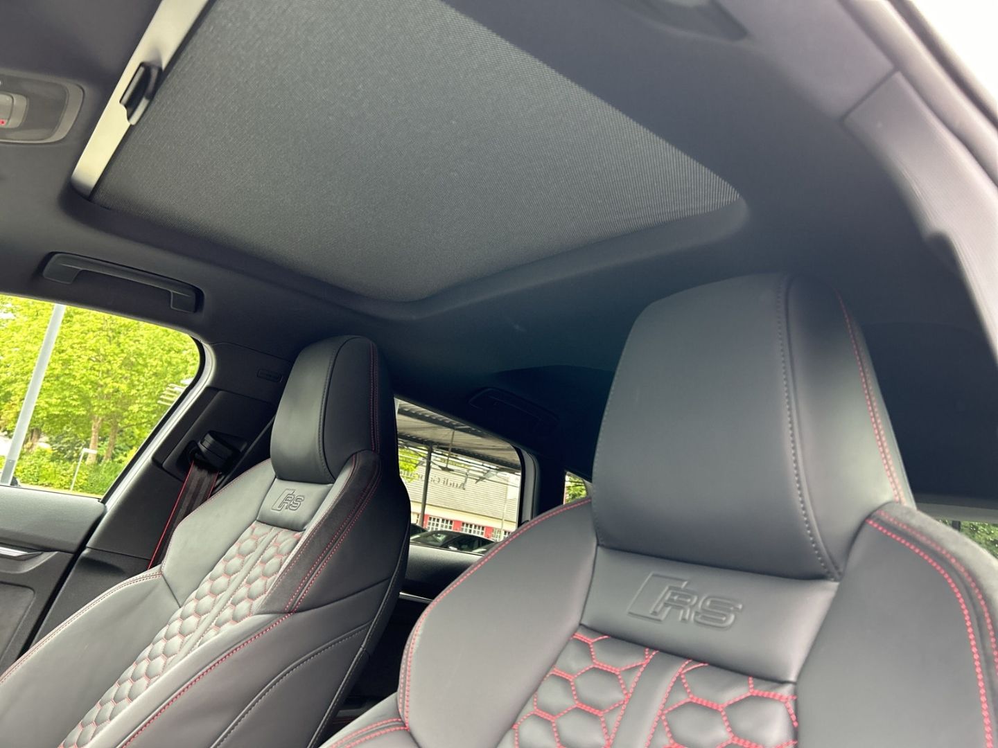 Fahrzeug 23 Fahrzeugabbildung Audi RS3 Sportback 2.5 TFSI quattro LED+NAVI+LEDER+VI