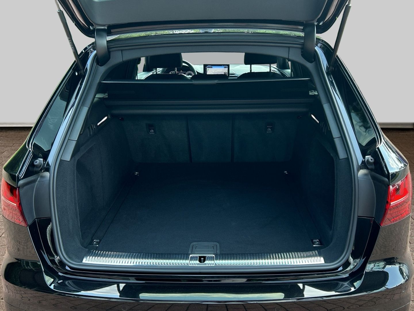 Fahrzeugabbildung Audi A4 Avant 35 TDI S-LINE+NAVI+LEDER+LED+ACC+VIRTUA