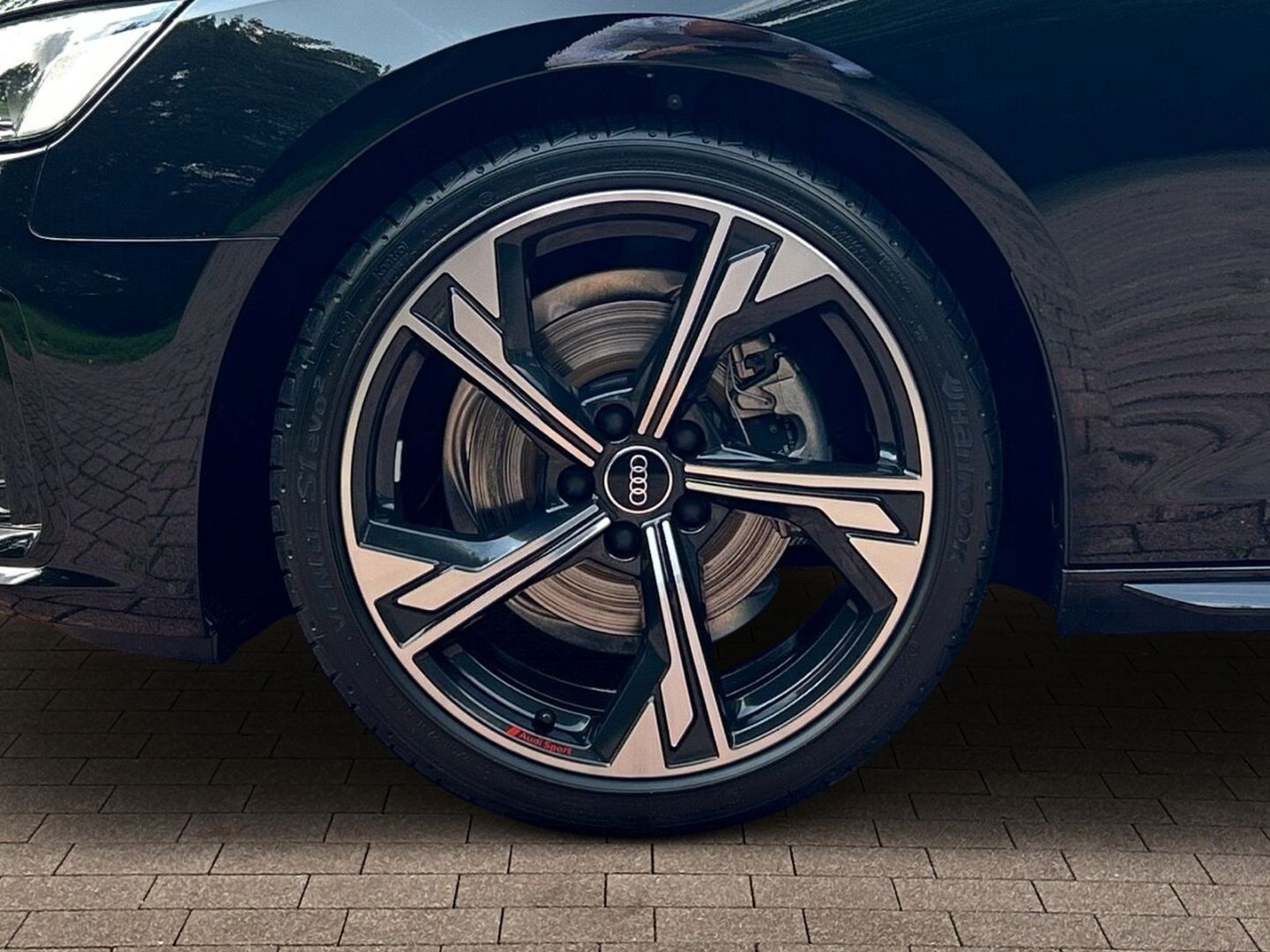 Fahrzeugabbildung Audi A4 Avant 35 TDI S-LINE+NAVI+LEDER+LED+ACC+VIRTUA
