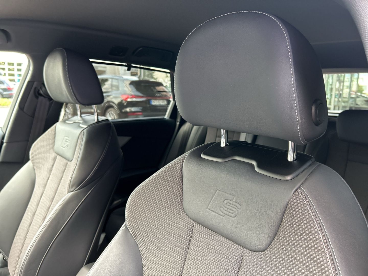 Fahrzeugabbildung Audi A4 Avant 35 TDI S-LINE+NAVI+LEDER+LED+ACC+VIRTUA