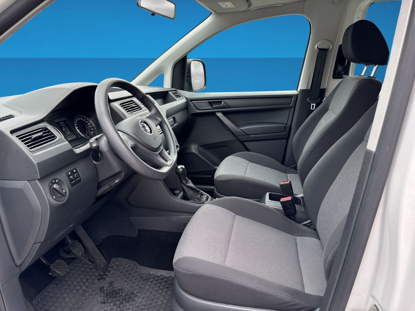 Fahrzeugabbildung Volkswagen Caddy 2.0 TDI Kombi AHK Klima AHK