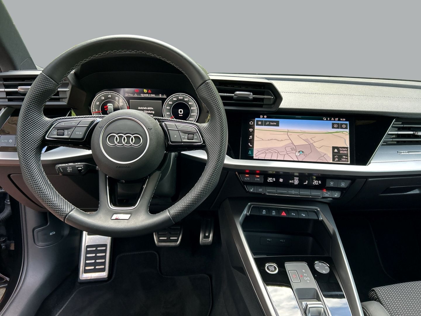 Fahrzeugabbildung Audi A3 Sportback 35 TFSI S-tronic S-LINE+LED+KAMERA+
