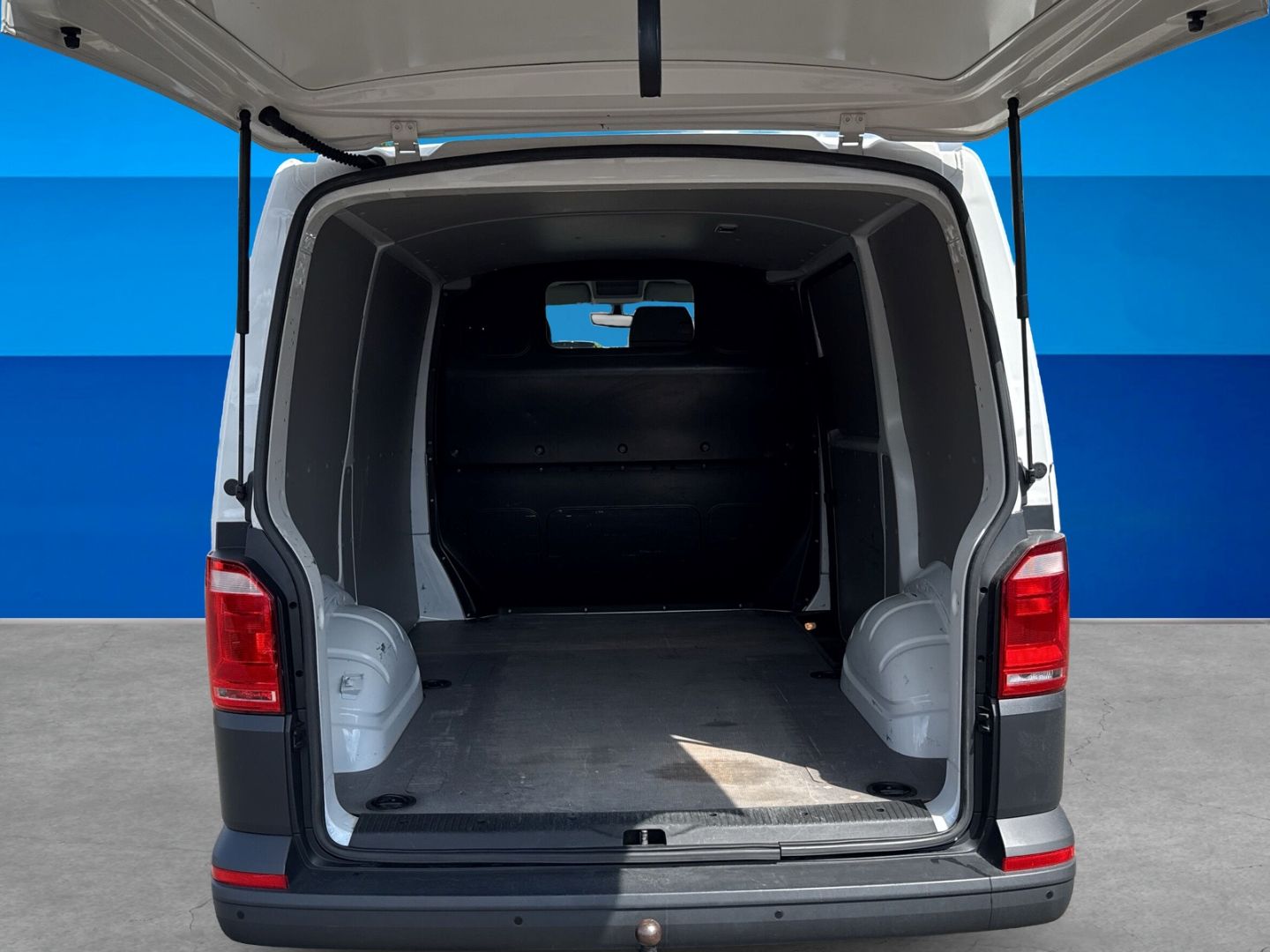 Fahrzeugabbildung Volkswagen T6 Kasten 2.0 TDI EcoProfi AHK ParkPilot