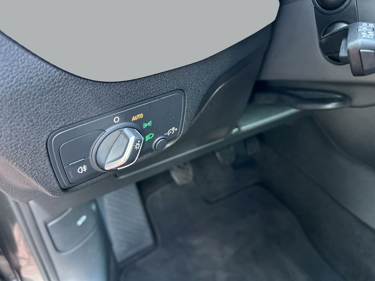 Fahrzeugabbildung Audi Q2 S line 30 TFSI Navi CarPlay AHK Sportsitze Sc