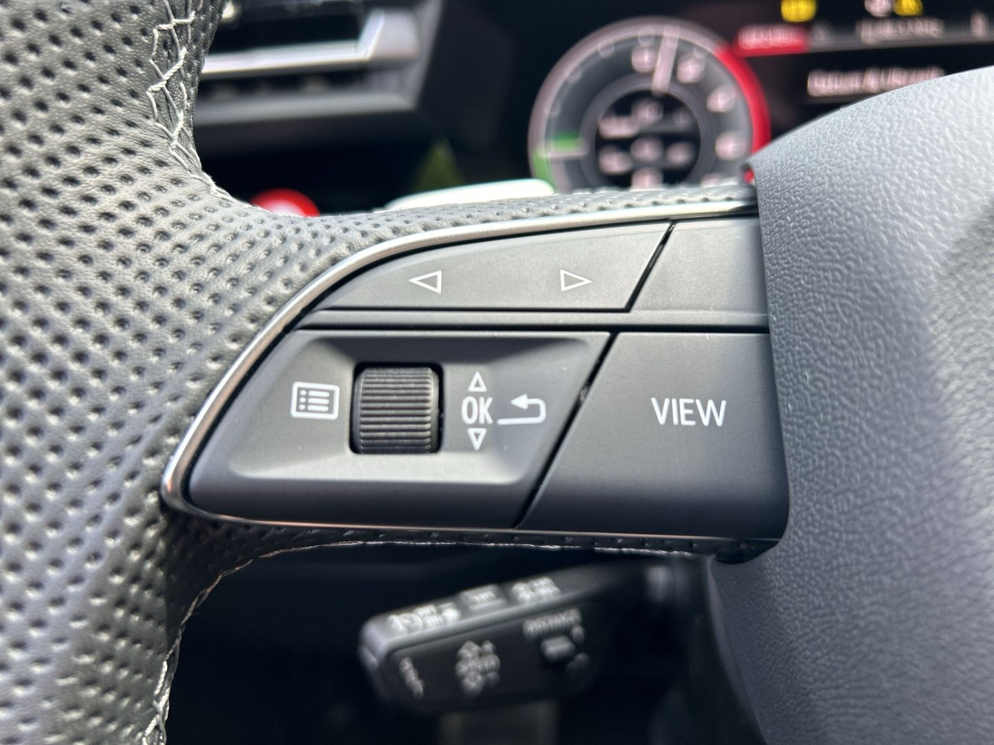 Fahrzeugabbildung Audi A3 Sportback 40 TFSI e 150 kW S-LINE+PANO+NAVI+L