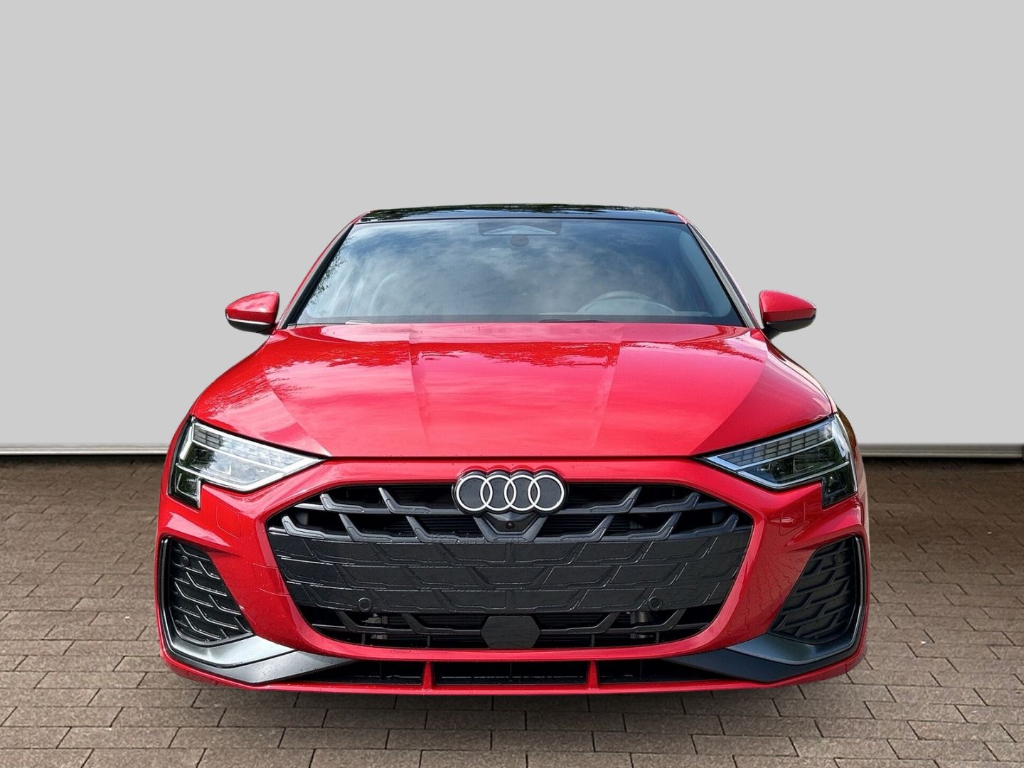 Fahrzeugabbildung Audi A3 Sportback 40 TFSI e 150 kW S-LINE+PANO+NAVI+L