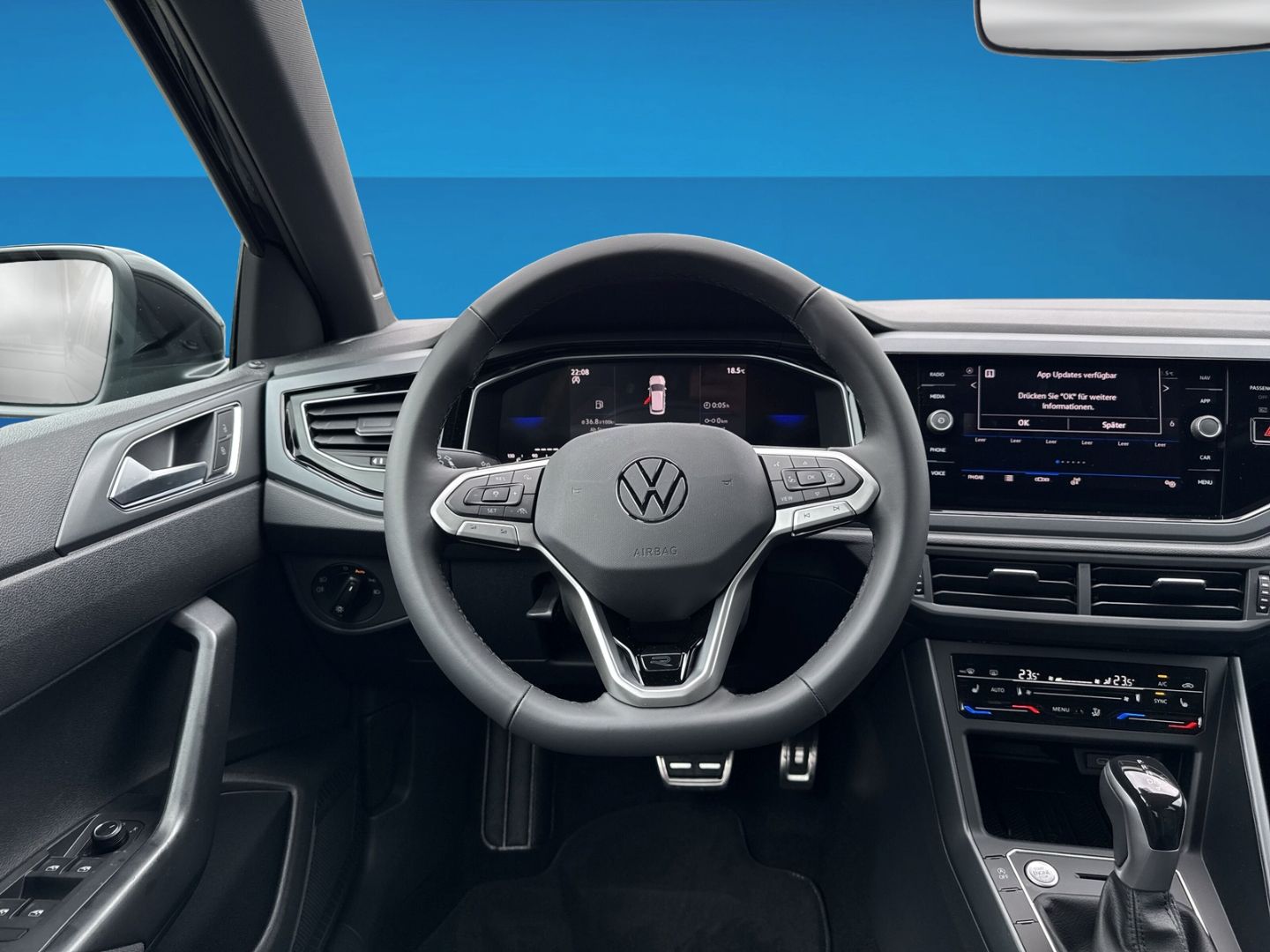 Fahrzeugabbildung Volkswagen Taigo 1.5 TSI R-Line IQ.DRIVE Rear View Climatr.