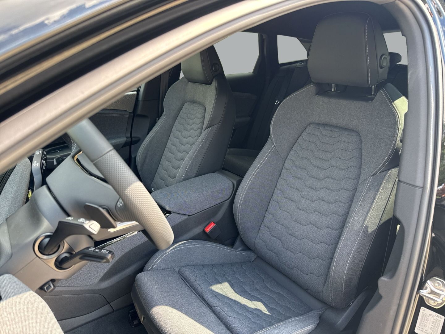 Fahrzeugabbildung Audi A6 e-tron AVANT PERFORMANCE LED+TECHPRO+AHK+B&O+