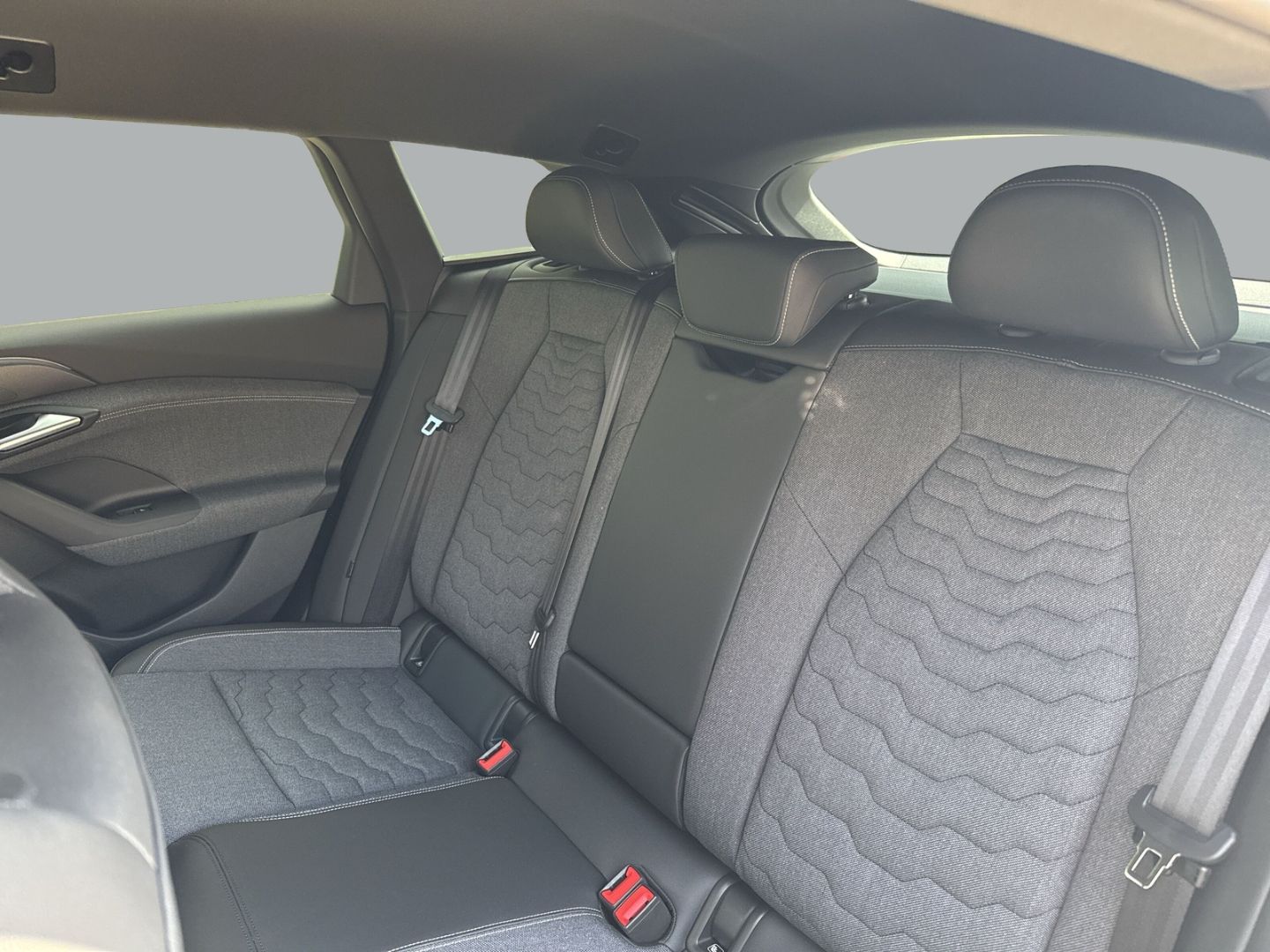 Fahrzeugabbildung Audi A6 e-tron AVANT PERFORMANCE LED+TECHPRO+AHK+B&O+