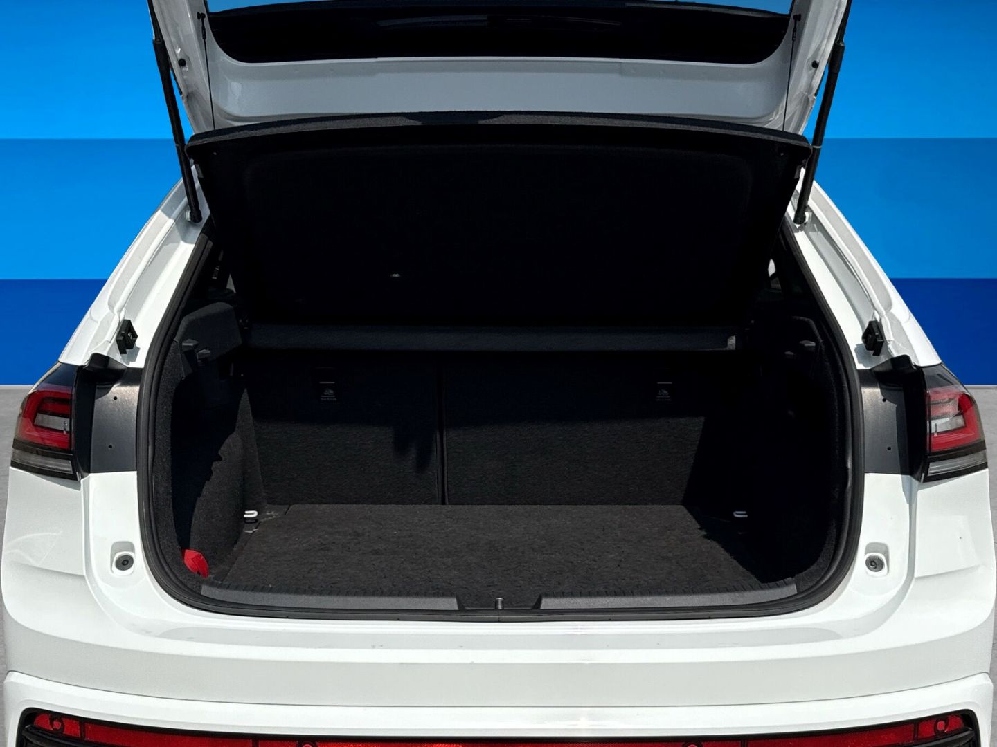 Fahrzeugabbildung Volkswagen Taigo 1.5 TSI R-Line Clima Rear View Navi LED