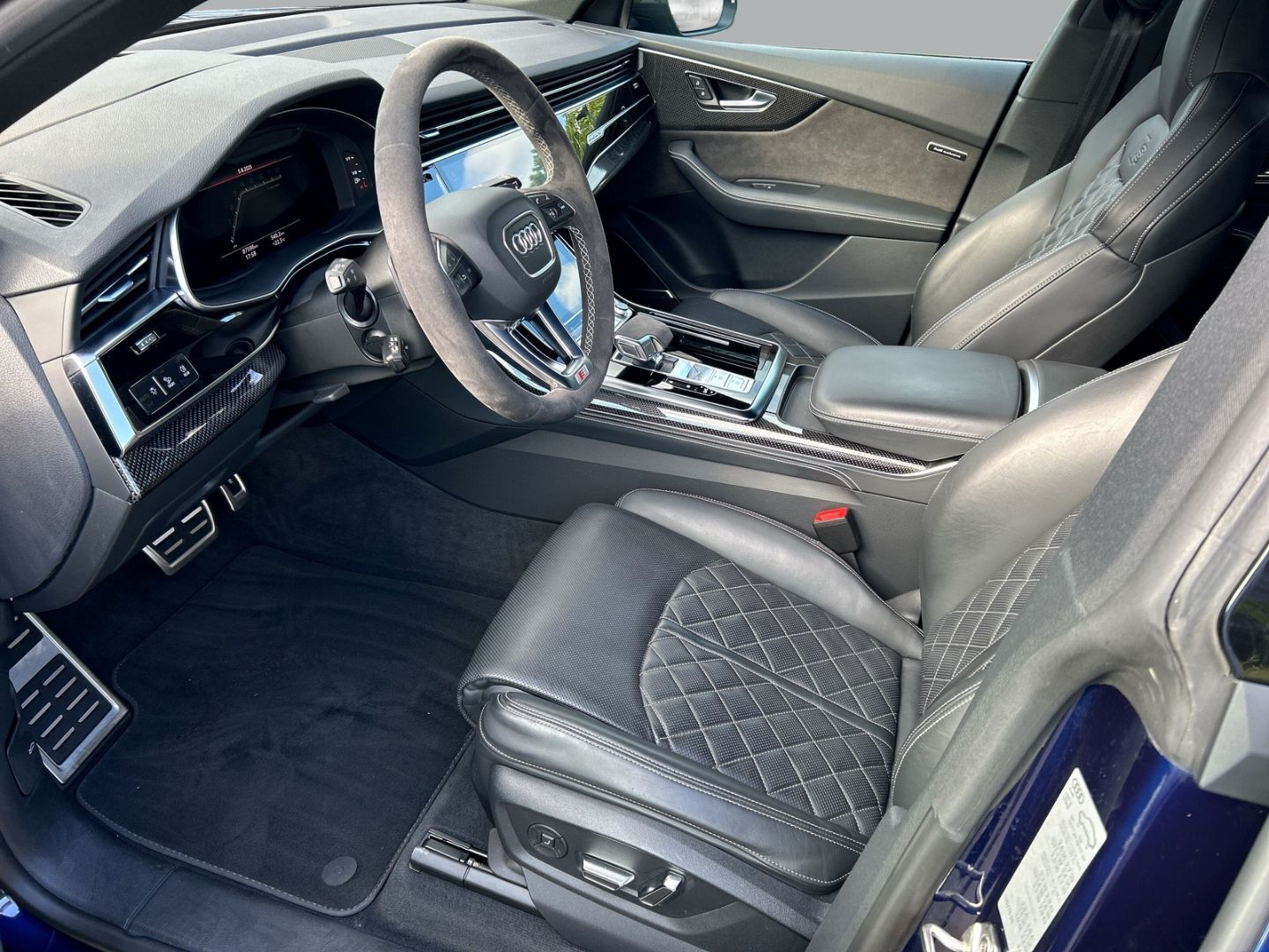 Fahrzeugabbildung Audi SQ8 EU6d 4.0 TFSI quattro competition plus