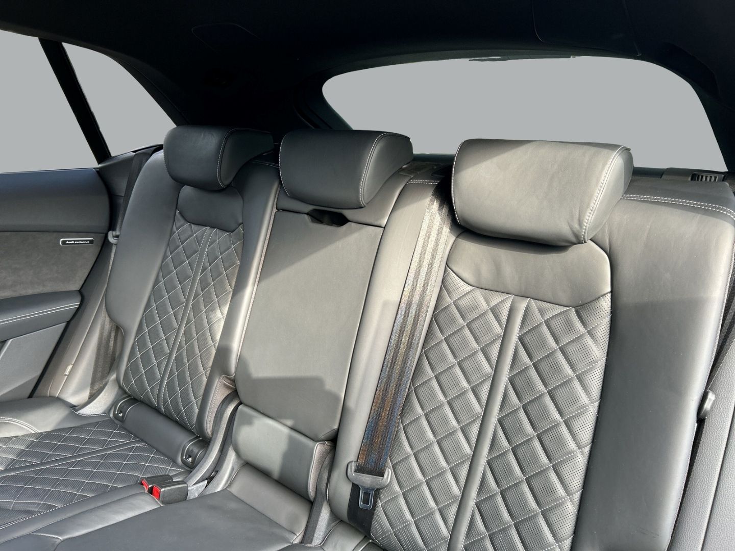 Fahrzeugabbildung Audi SQ8 EU6d 4.0 TFSI quattro competition plus