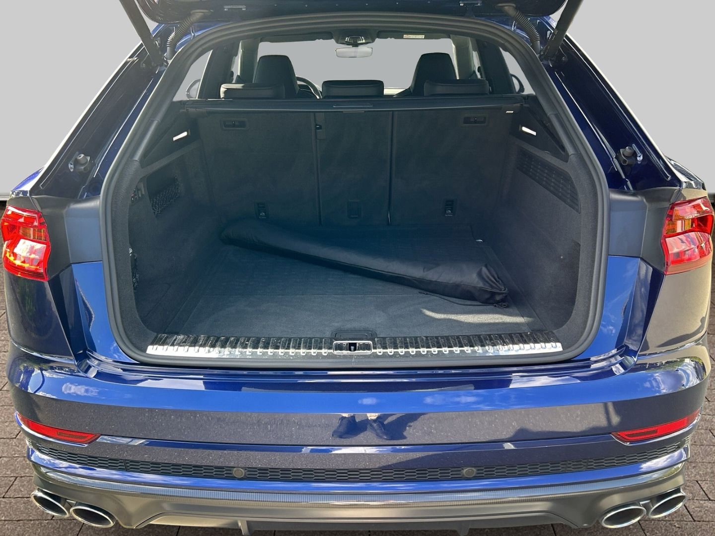 Fahrzeugabbildung Audi SQ8 EU6d 4.0 TFSI quattro competition plus