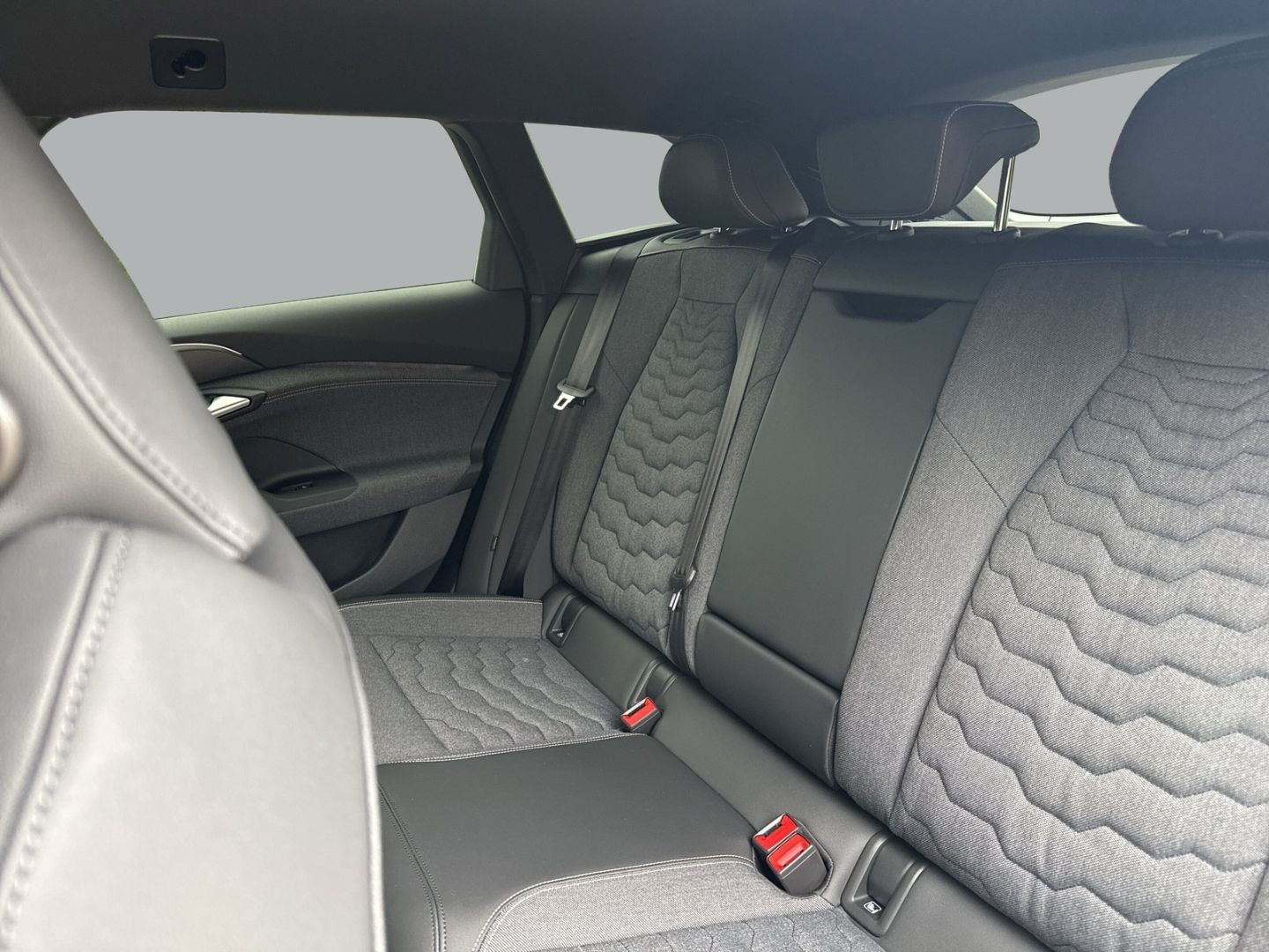Fahrzeugabbildung Audi A6 e-tron Avant performance 270 kW LED+TECHPRO+A