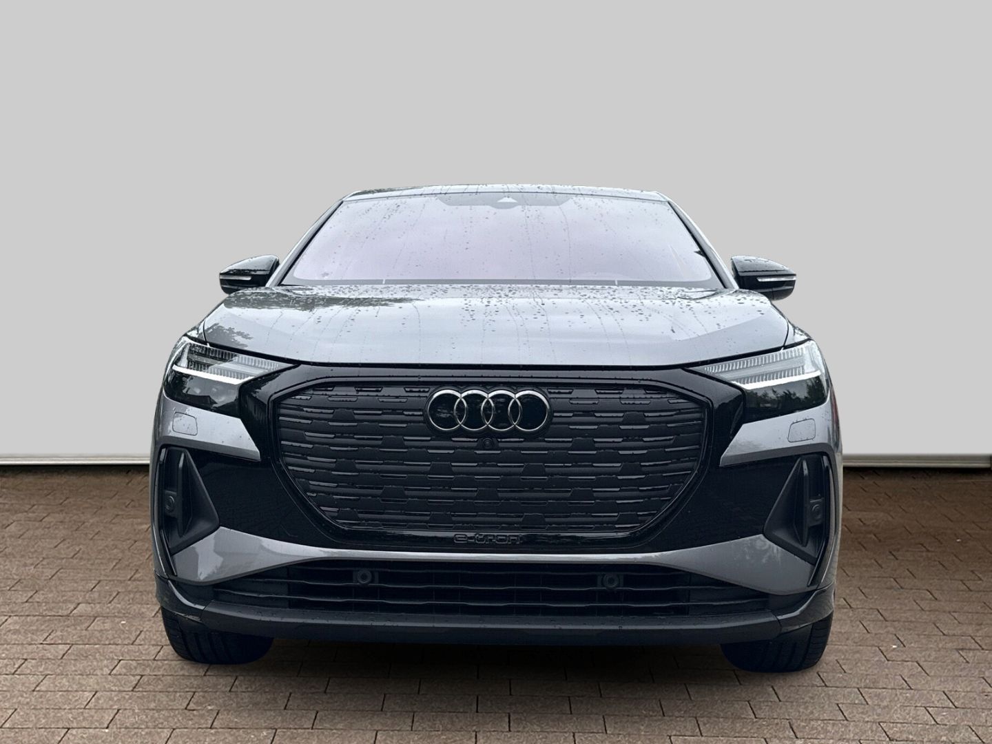 Fahrzeugabbildung Audi Q4 SPORTBACK 55 LED+AHK+HUD+PANO+KAMERA+SLINE
