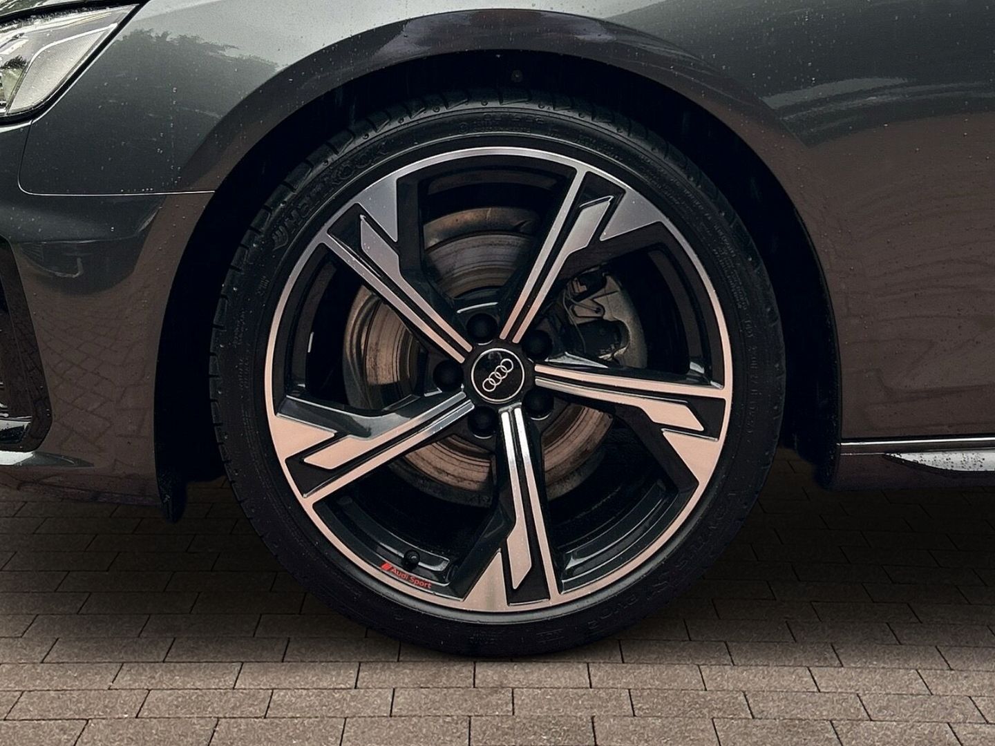 Fahrzeugabbildung Audi A4 AVANT 35 TDI COMPETION LED+NAVI+VIRTUAL+PDC