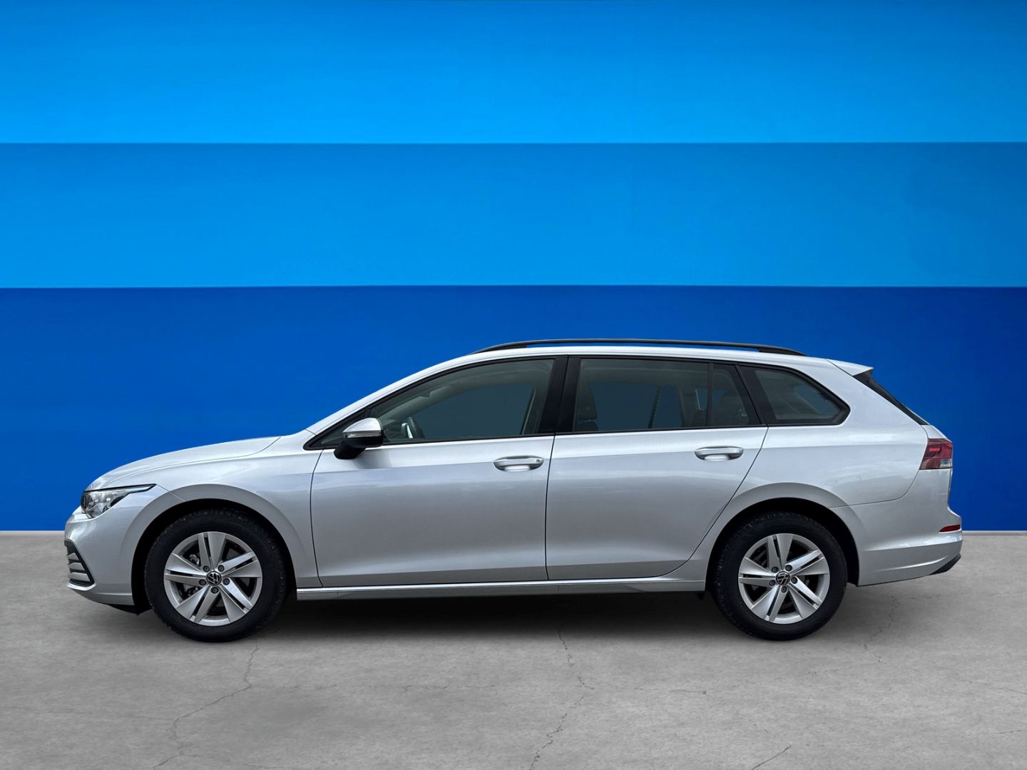Fahrzeugabbildung Volkswagen Golf 8 Variant 1.5 eTSI Life Navi Business