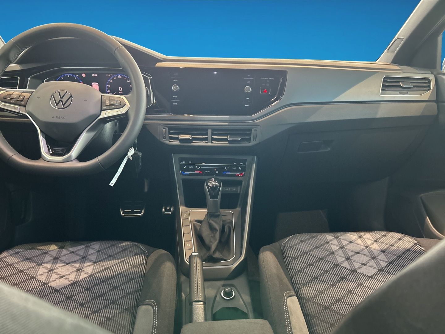 Fahrzeugabbildung Volkswagen Polo R-Line 1.0l TSI DSG IQ.LIGHT IQ.DRIVE REAR