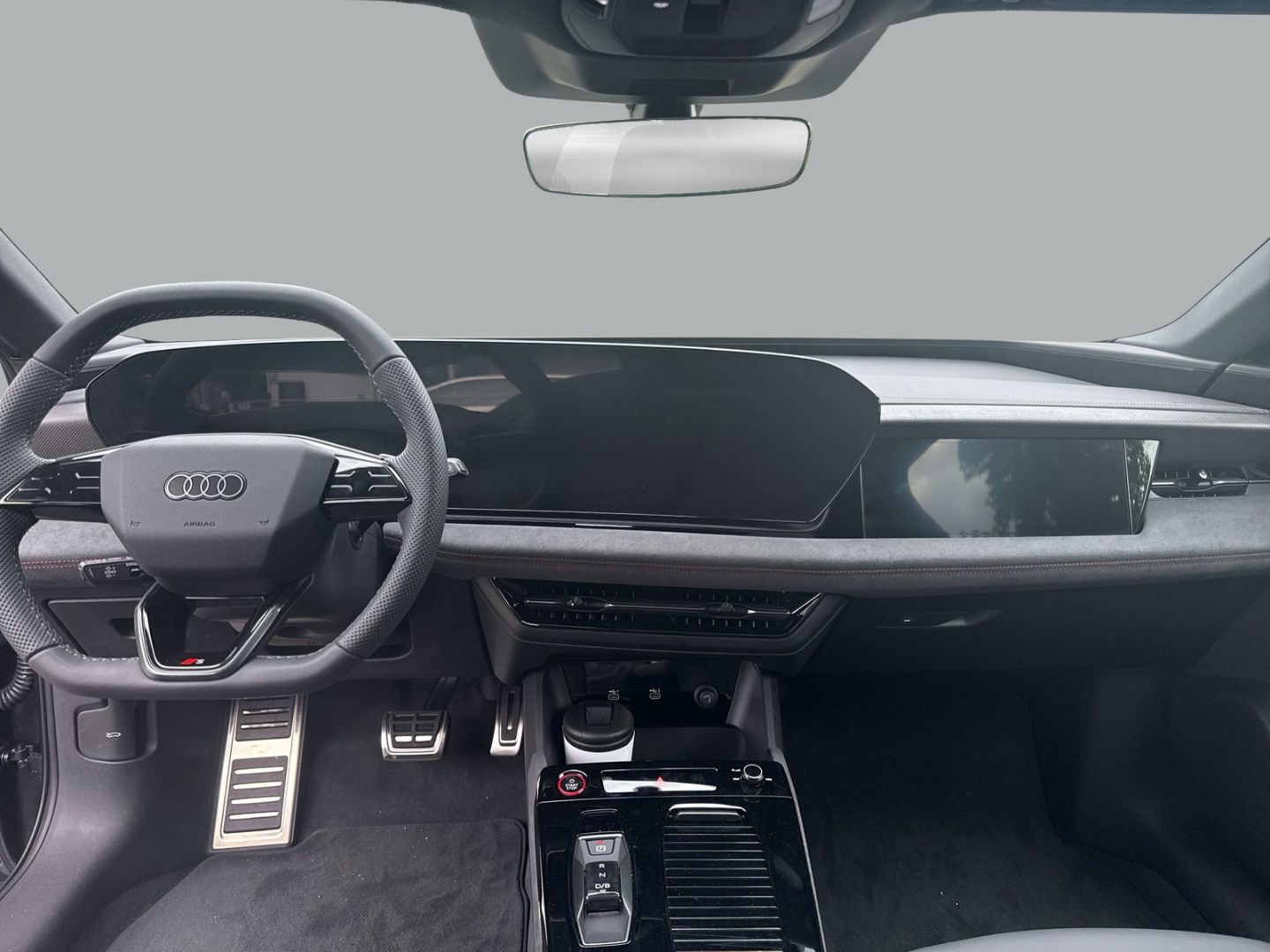 Fahrzeugabbildung Audi S6 etron Avant quattro 370 kW StandHZG+AHK+PANO+