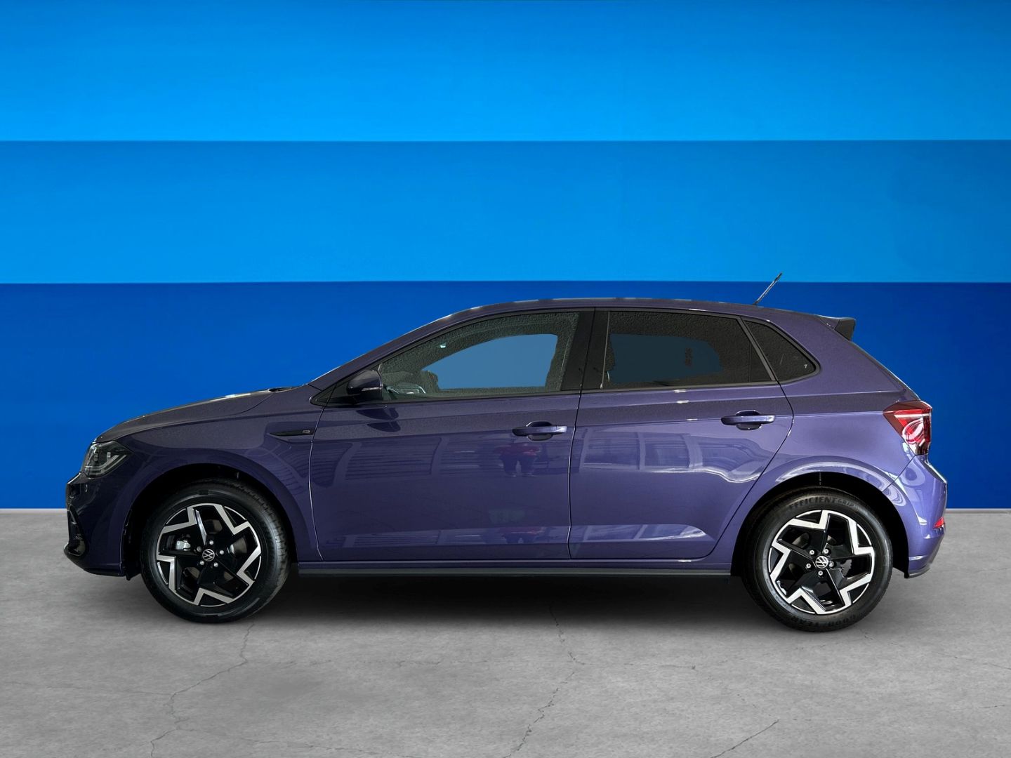Fahrzeugabbildung Volkswagen Polo R-Line 1.0l TSI DSG IQ.LIGHT REAR VIEW NAVI