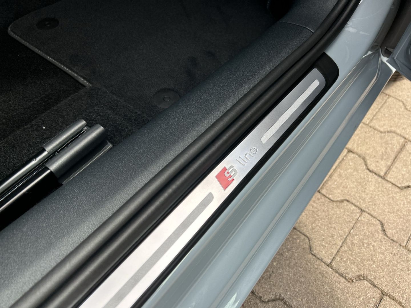 Fahrzeugabbildung Audi A1 SPORTB. LED+LEDER+SOUDSYSTEM+CARPLAY