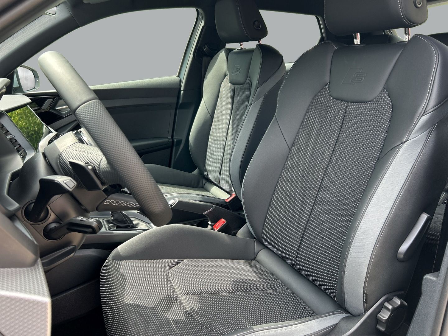 Fahrzeugabbildung Audi A1 SPORTB. LED+LEDER+SOUDSYSTEM+CARPLAY