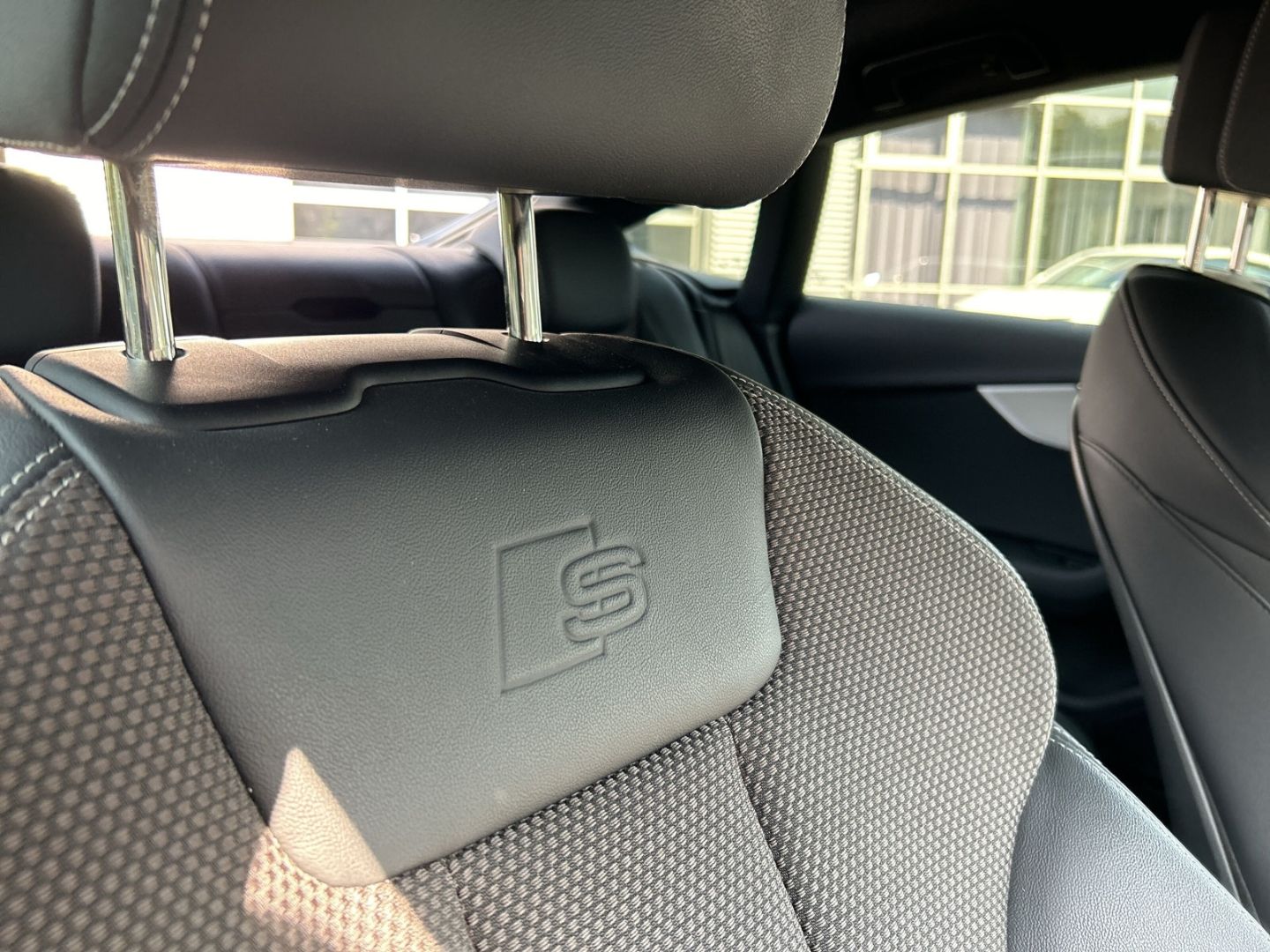 Fahrzeugabbildung Audi A5 Sportback 40 TFSI quattro S-LINE+MATRIX LED+A
