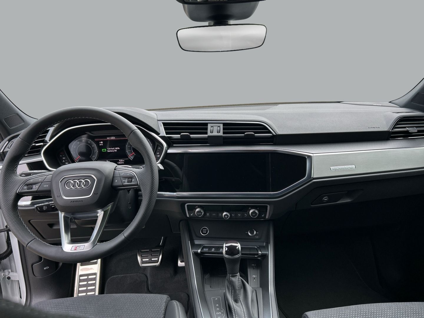 Fahrzeugabbildung Audi Q3 Sportback 40 TFSI quattro S-tronic S-LINE+AHK