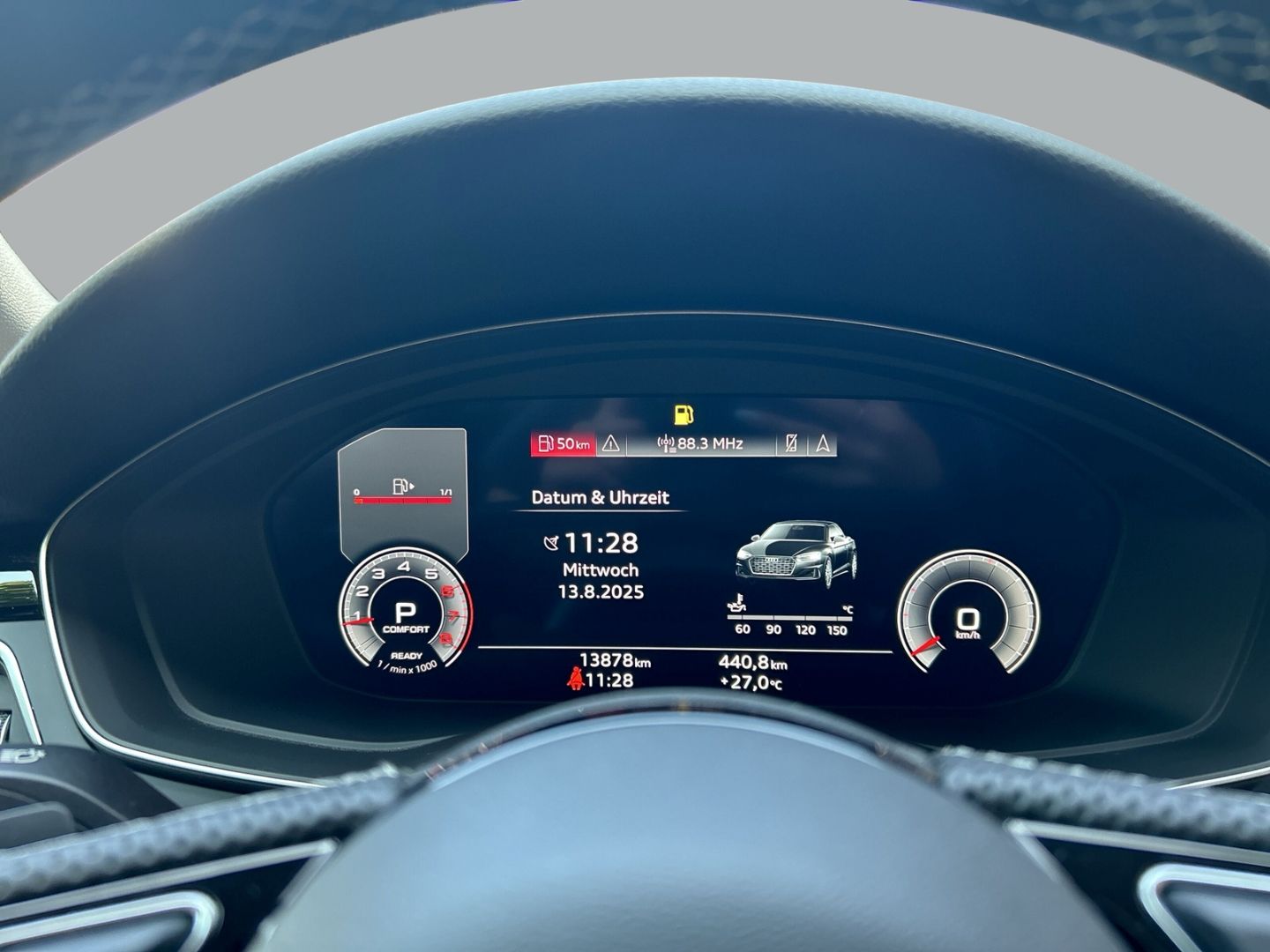 Fahrzeugabbildung Audi A5 Cabriolet 40 TFSI S line AHK+NAVI+LEDER+VIRTU
