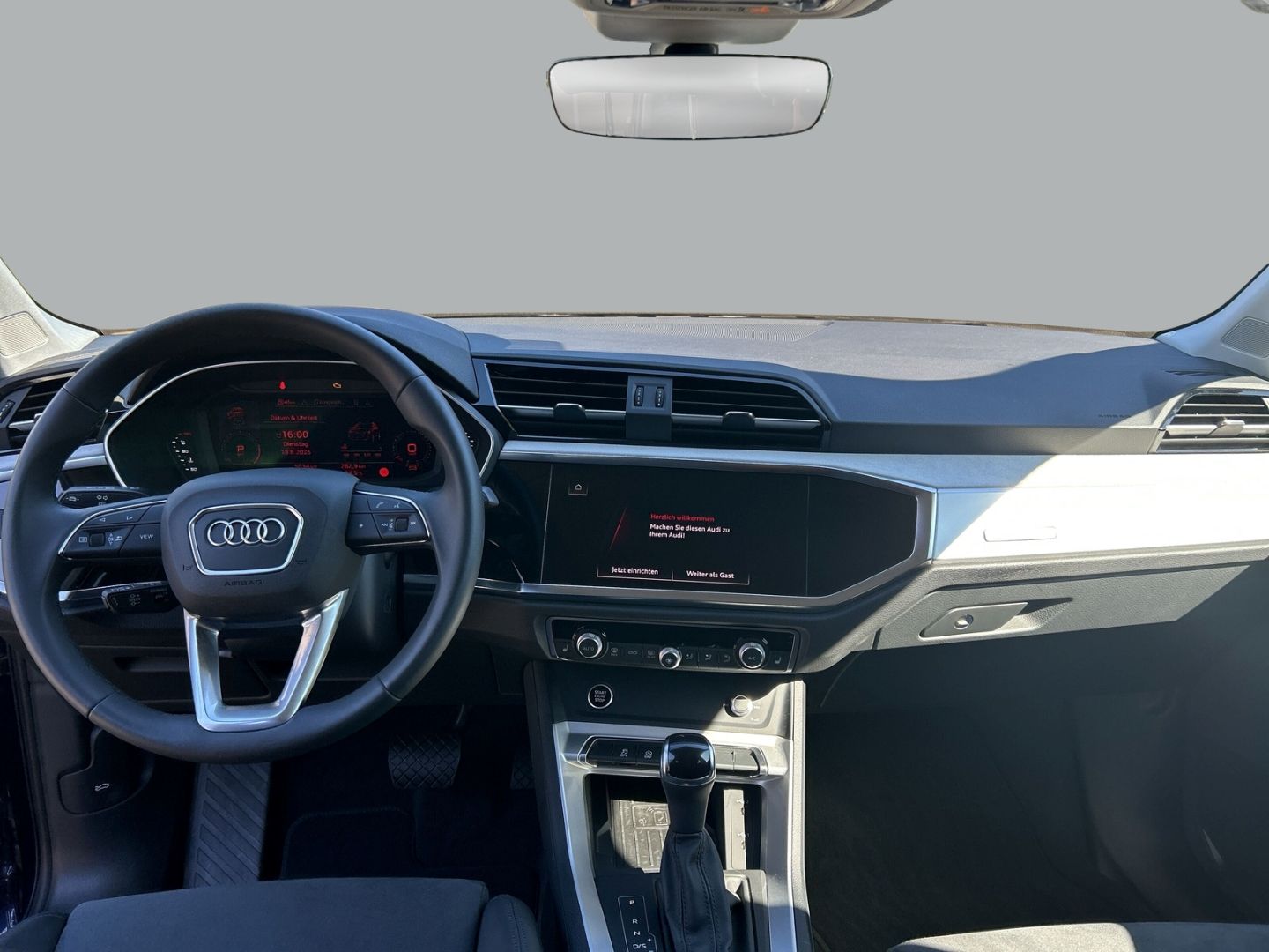 Fahrzeugabbildung Audi Q3 35 TFSI S-line S-tronic AHK+NAVI+LEDER+VIRTUA
