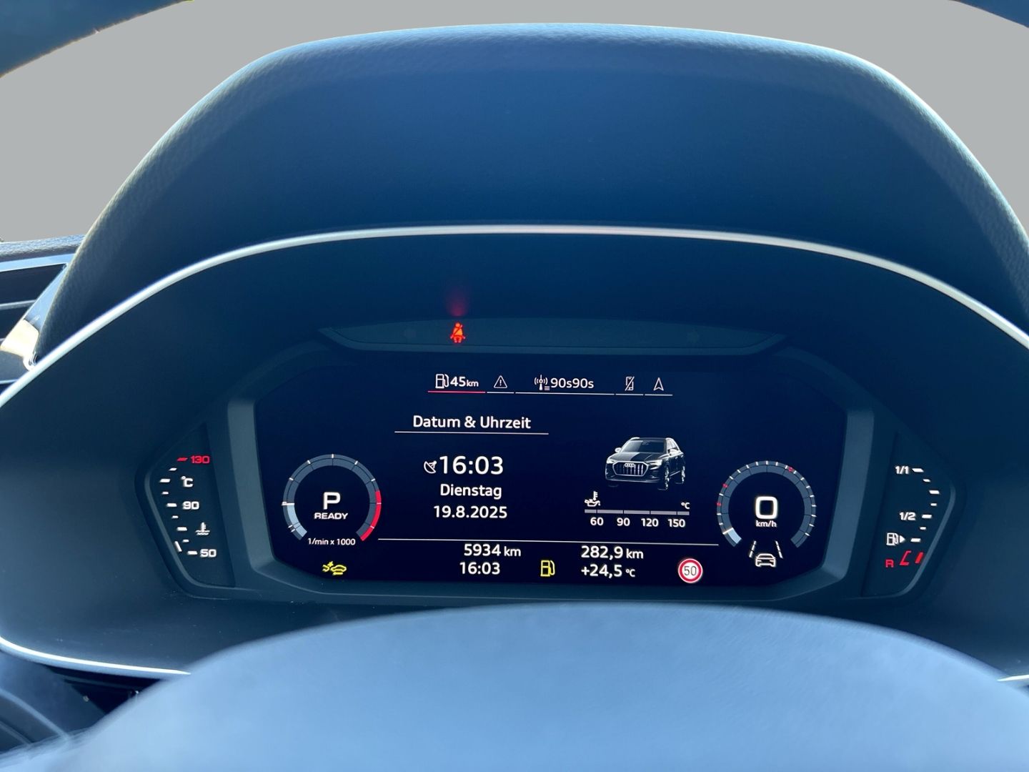 Fahrzeugabbildung Audi Q3 35 TFSI S-line S-tronic AHK+NAVI+LEDER+VIRTUA