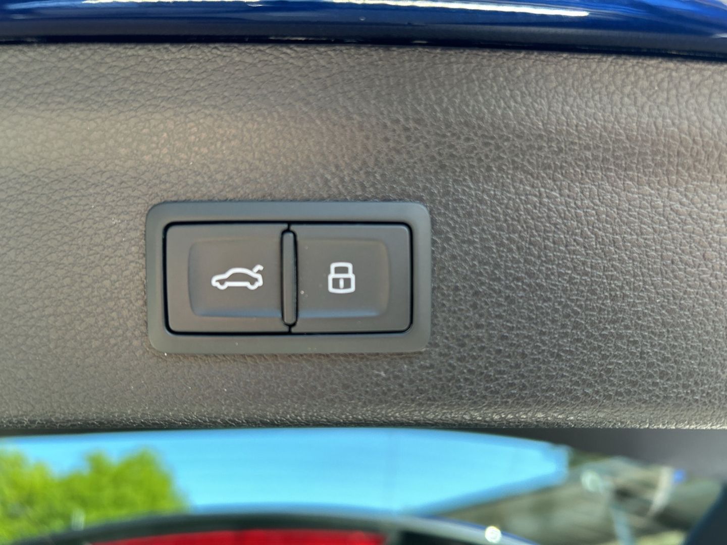 Fahrzeugabbildung Audi Q3 35 TFSI S-line S-tronic AHK+NAVI+LEDER+VIRTUA