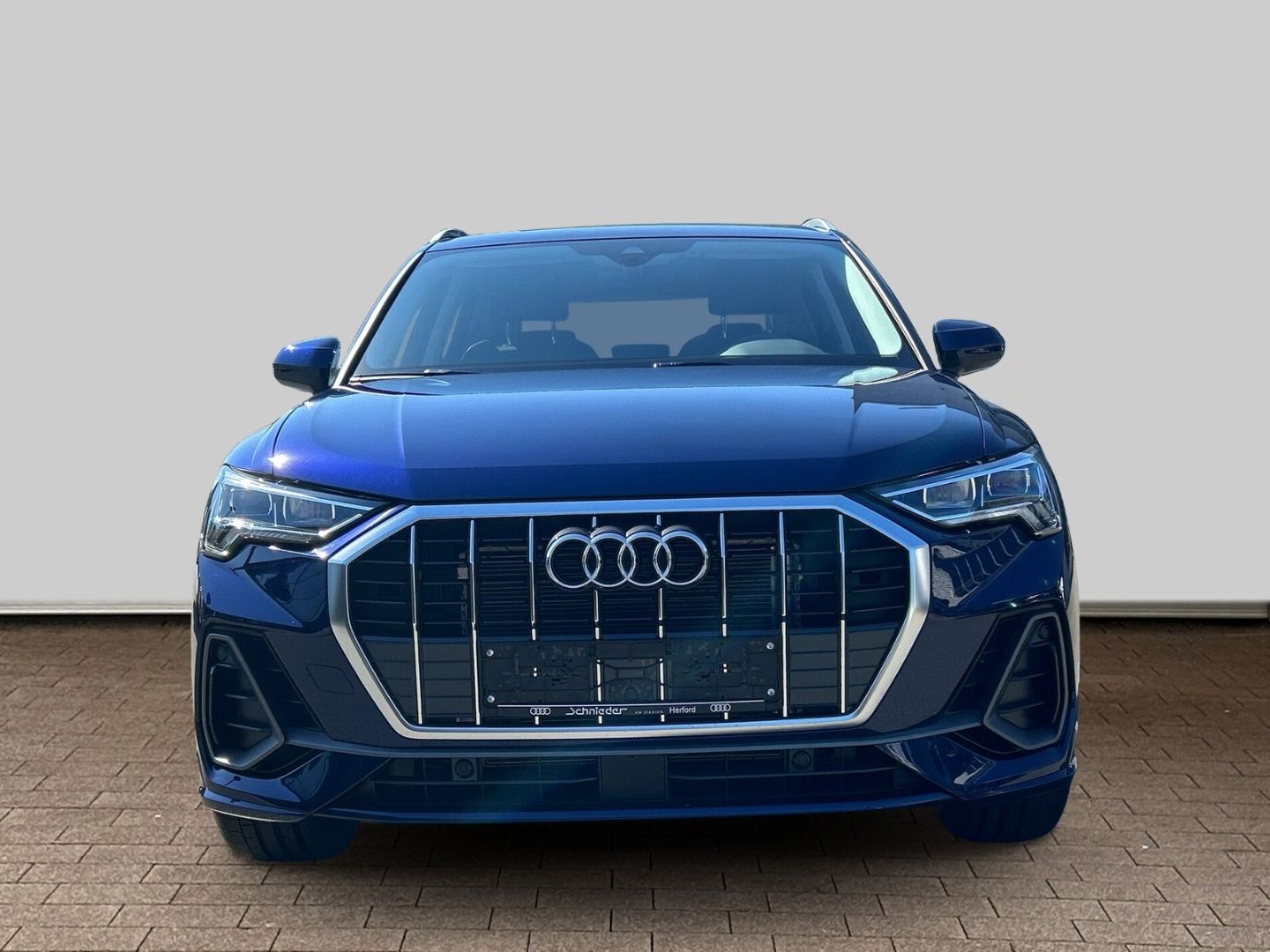 Fahrzeugabbildung Audi Q3 35 TFSI S-line S-tronic AHK+NAVI+LEDER+VIRTUA