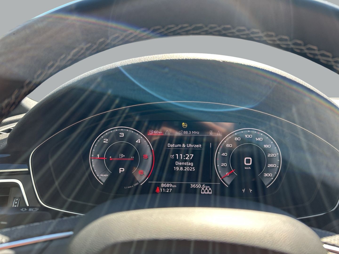 Fahrzeugabbildung Audi A4 Avant 35 TDI S line AHK+NAVI+LEDER+VIRTUAL+LE