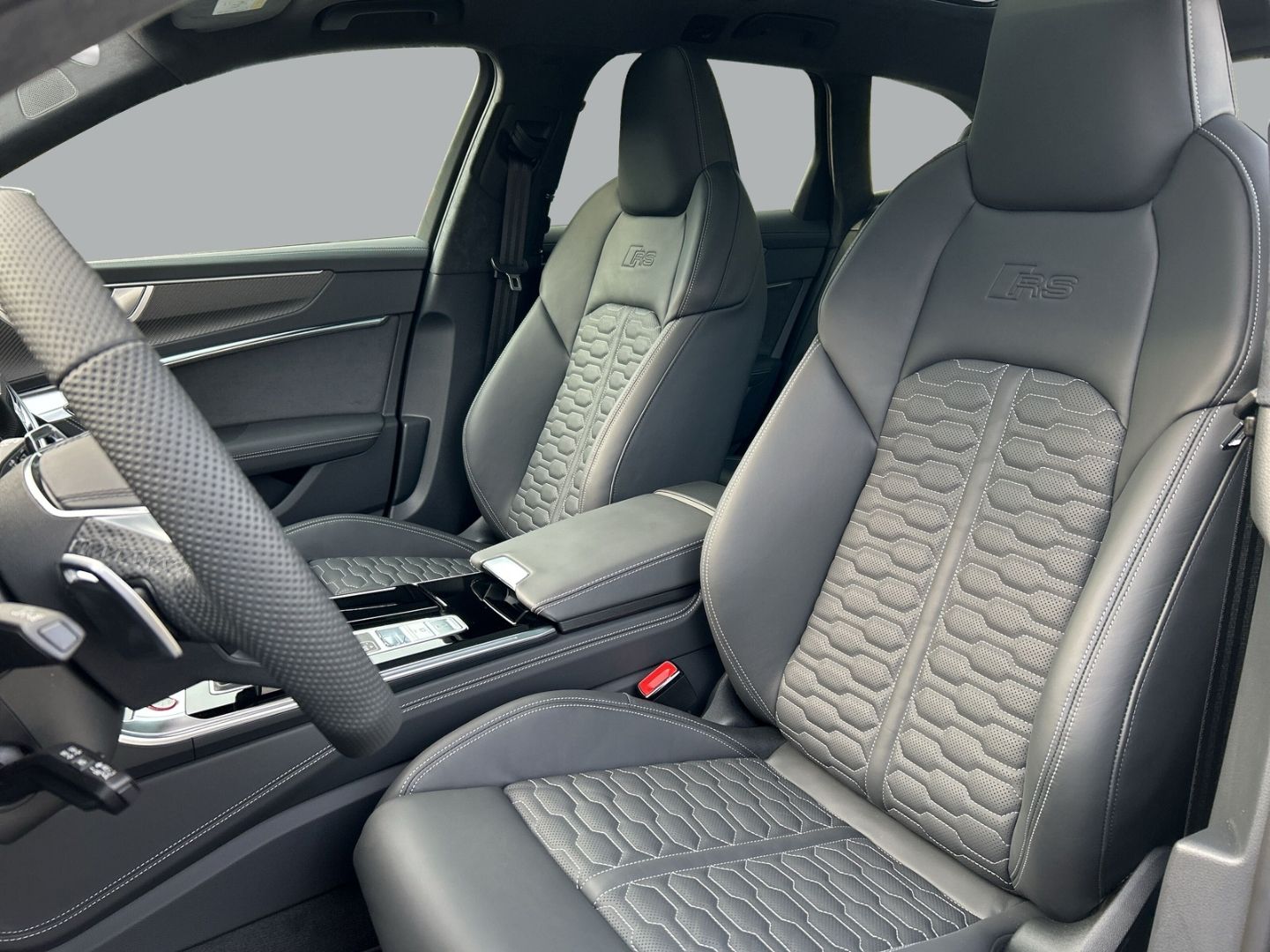 Fahrzeug 10 Fahrzeugabbildung Audi RS6 PERFORMANCE,LASER,PANO,B&O,SPORTABGAS,KERAMI