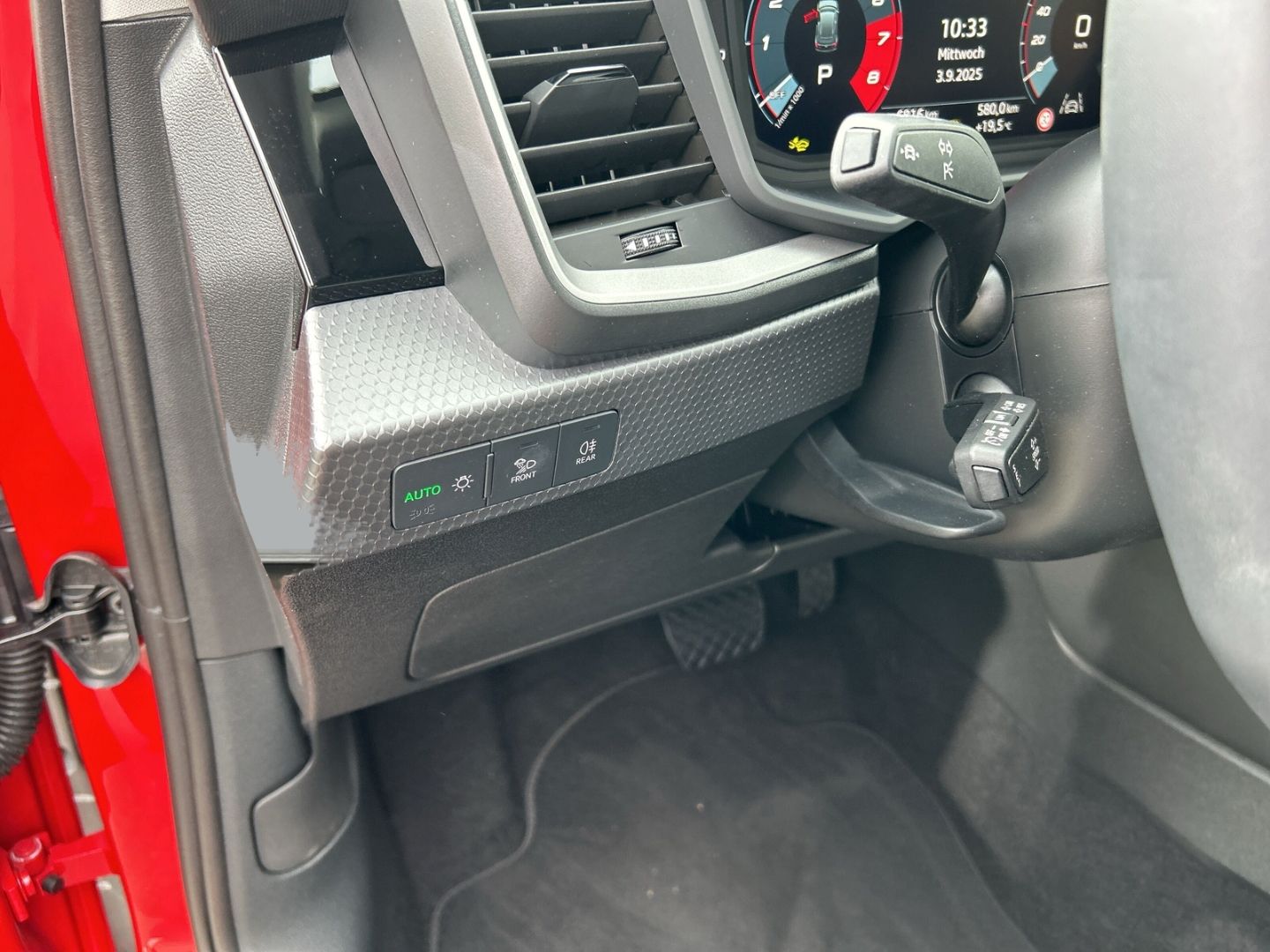 Fahrzeugabbildung Audi A1 Sportback advanced 25 TFSI S-tronic+LED+LEDER