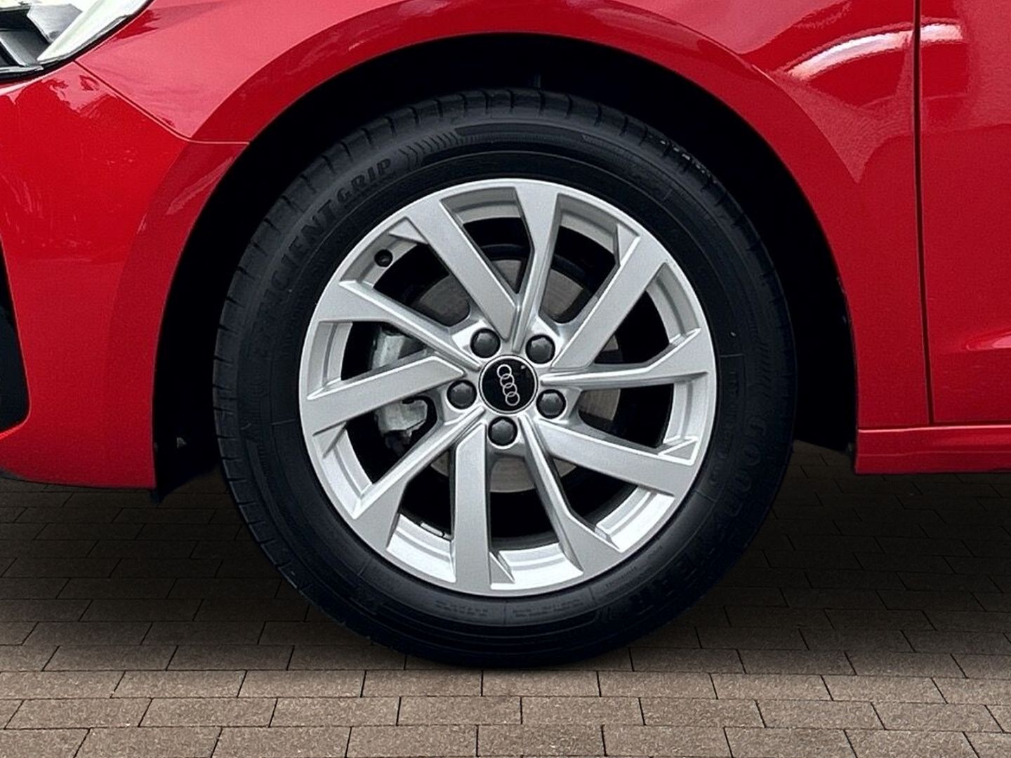 Fahrzeugabbildung Audi A1 Sportback advanced 25 TFSI S-tronic+LED+LEDER