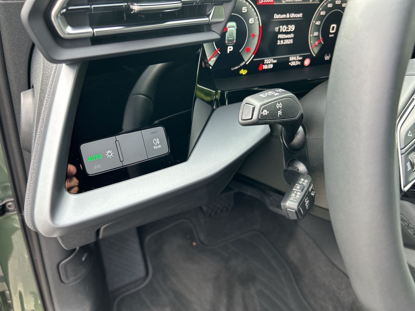 Fahrzeugabbildung Audi A3 Sportback 30 TFSI S-tronic S-line NAVI+VIRTUA
