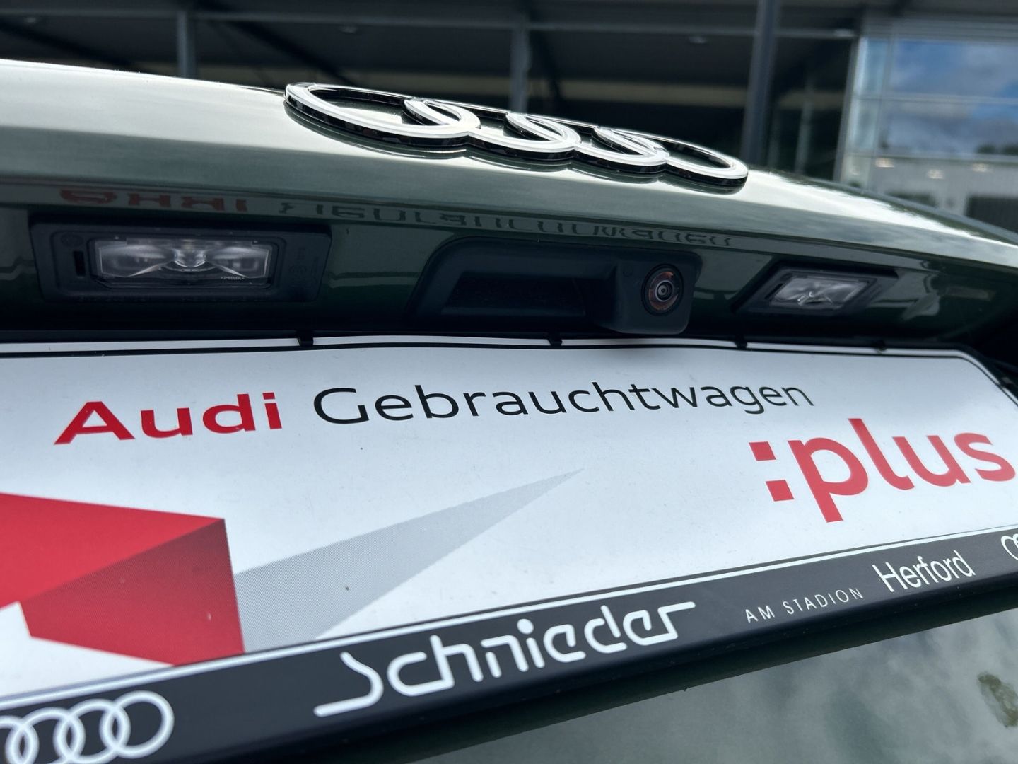 Fahrzeugabbildung Audi A3 Sportback 30 TFSI S-tronic S-line NAVI+VIRTUA