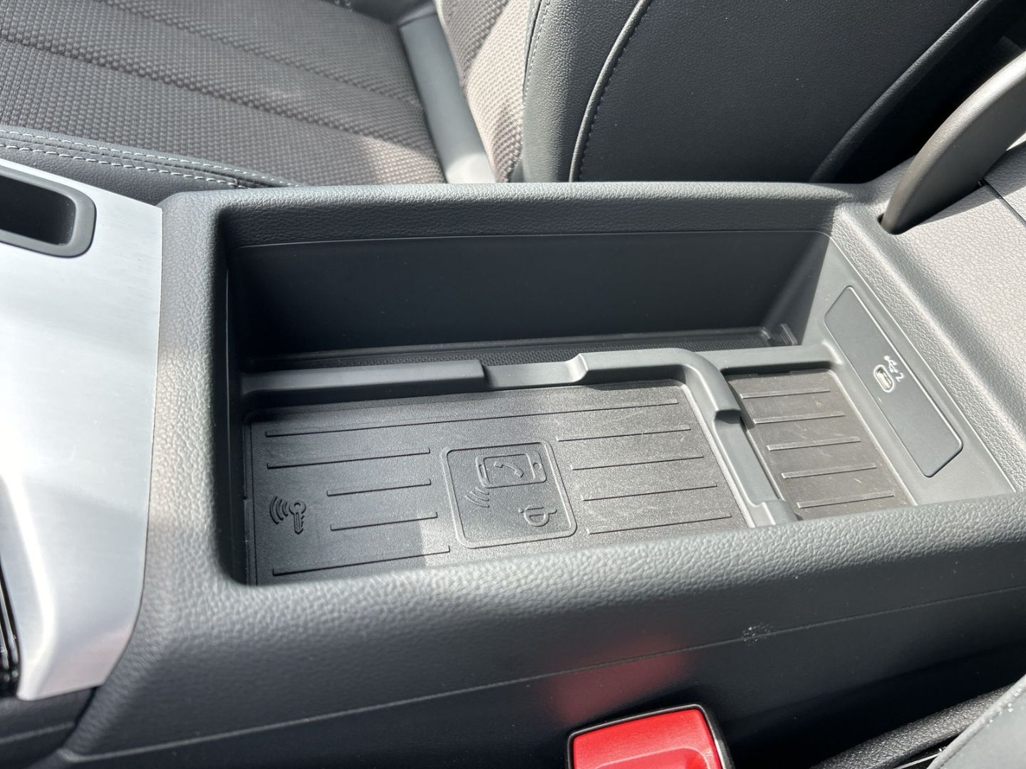 Fahrzeugabbildung Audi A5 Sportback 40 TFSI quattro S-tronic S-LINE+MAT